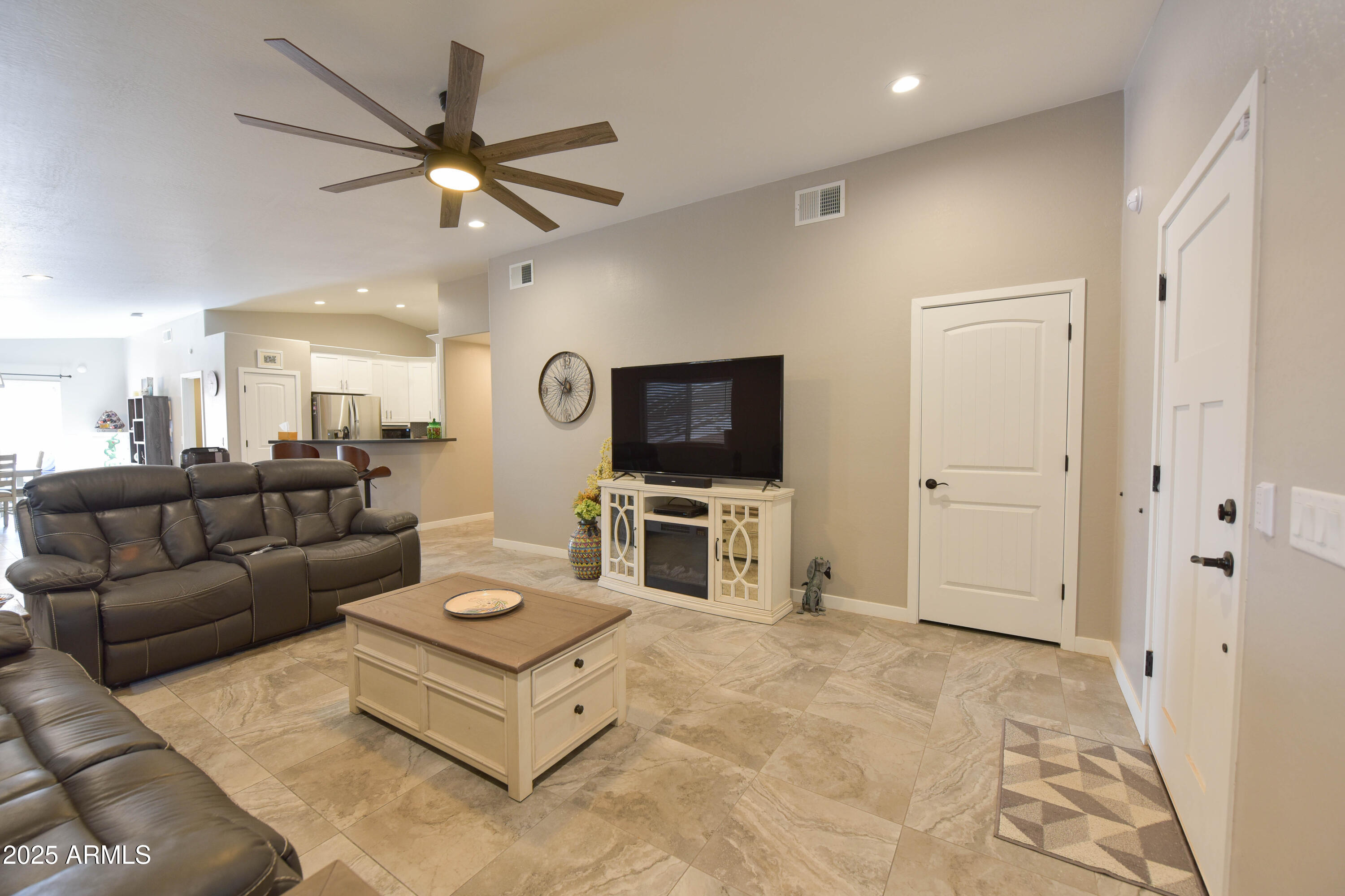 9767 W DEVONSHIRE Drive
