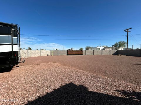 A home in Arizona City