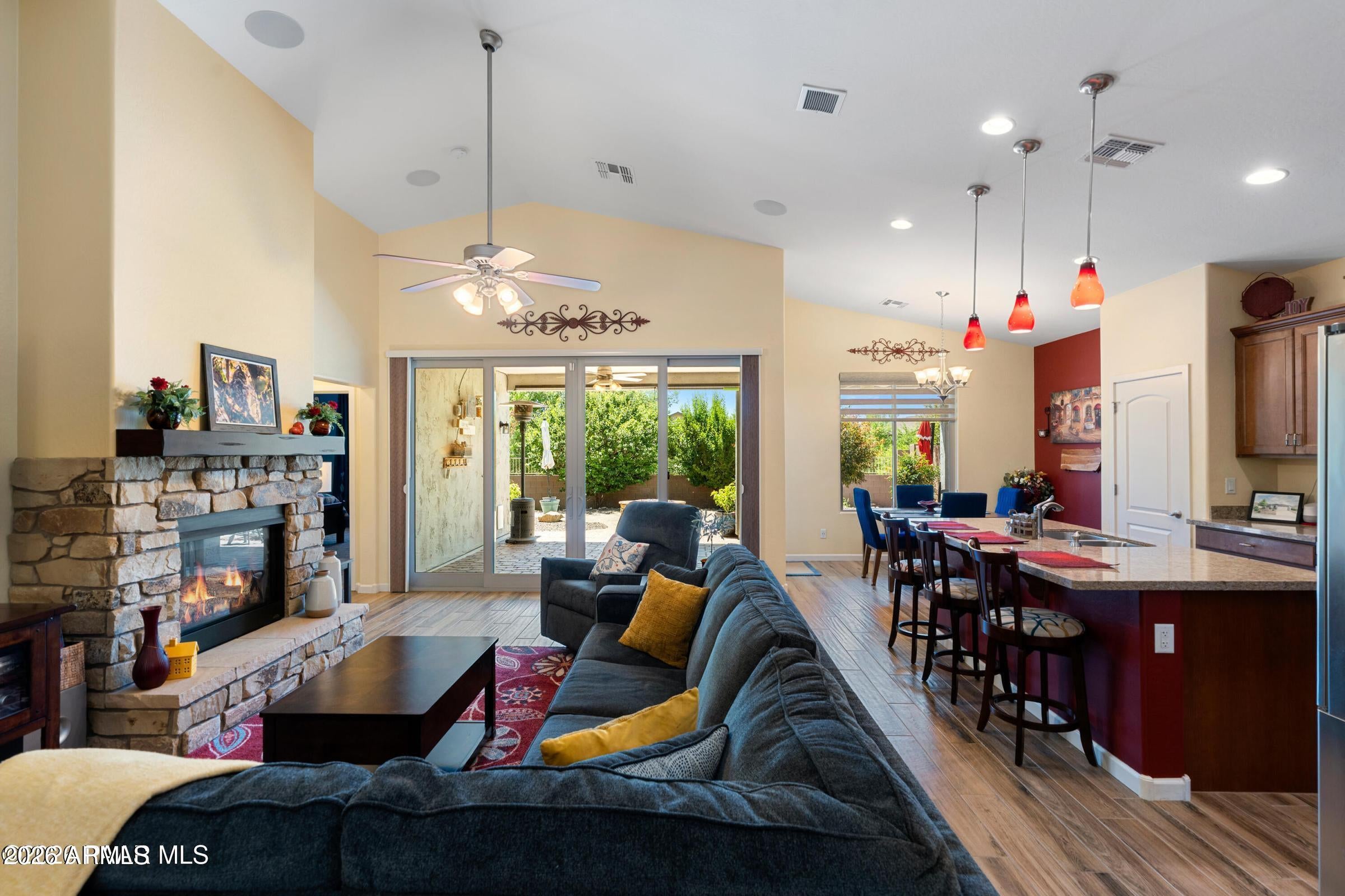 1289 ESSEX Way