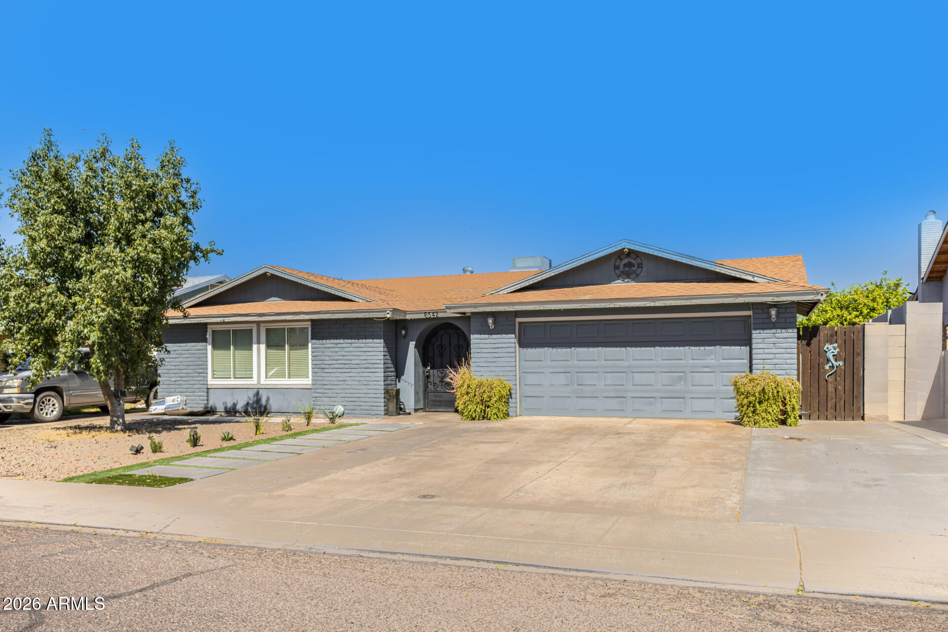 6542 W COOLIDGE Street