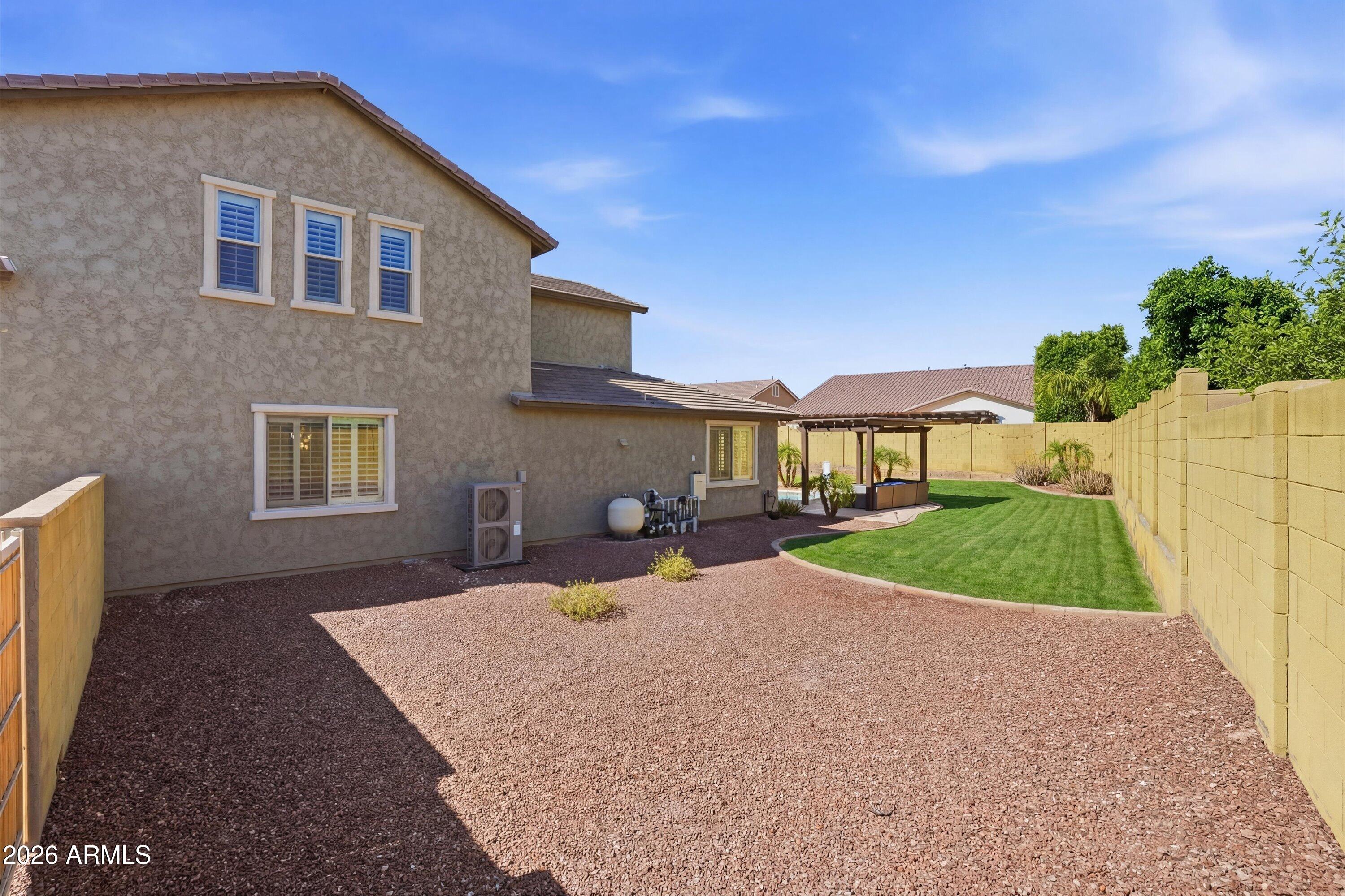 2624 N BLACK ROCK Road