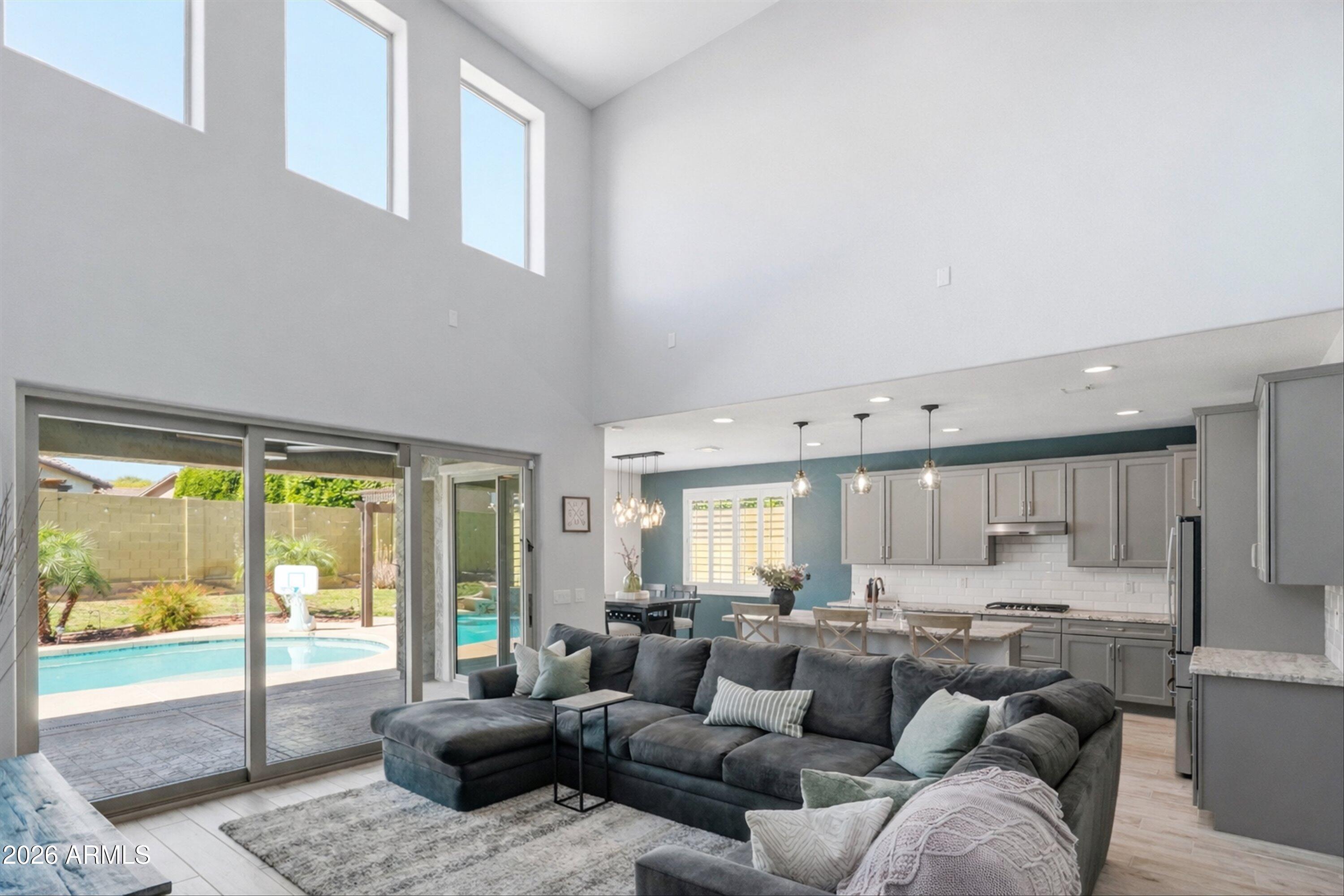 2624 N BLACK ROCK Road