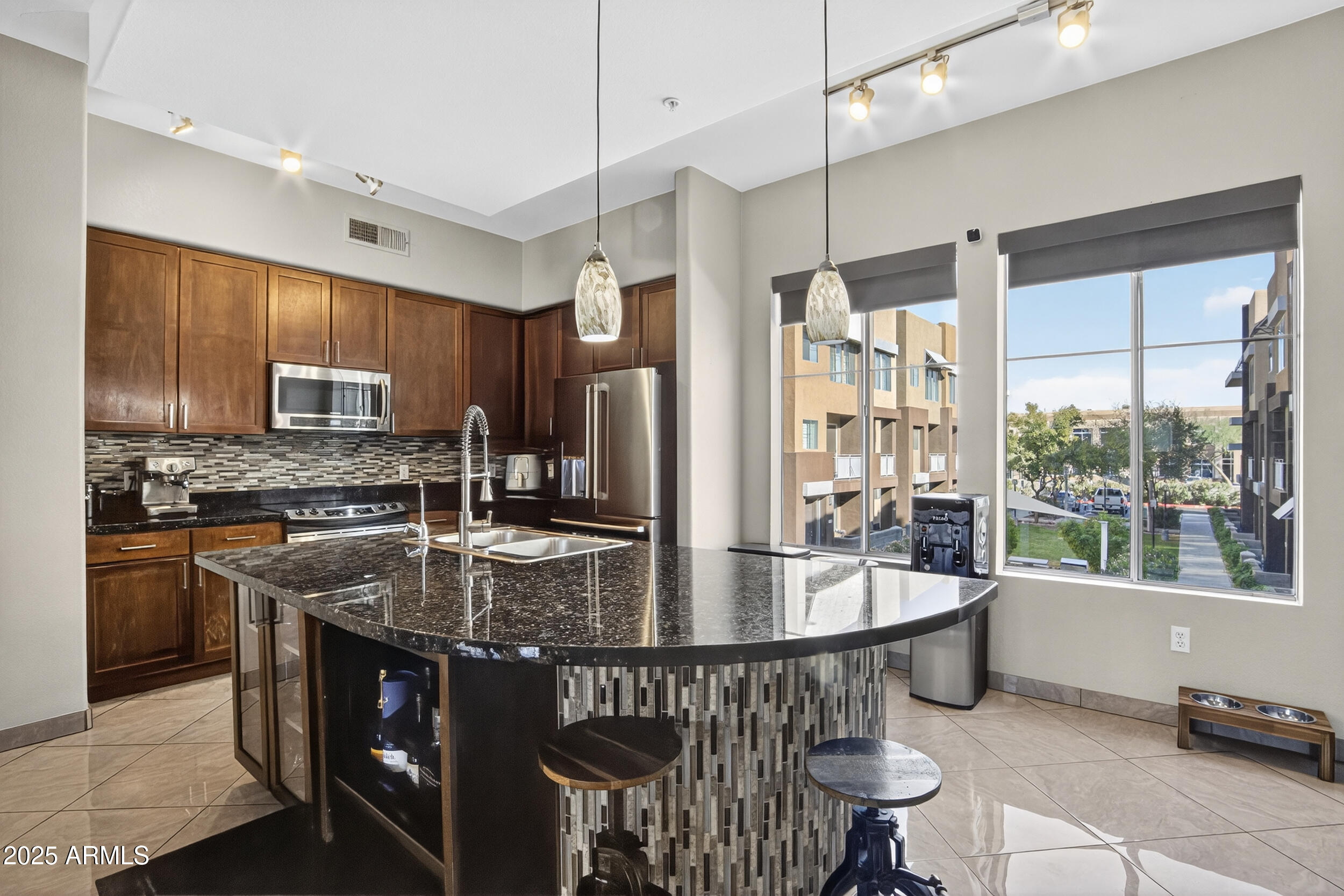 6605 N 93RD Avenue 1079