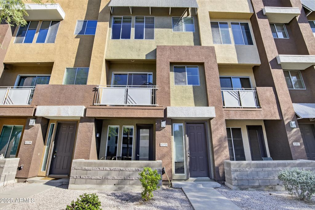 Photo of 6605 N 93rd Avenue #1079, Glendale, AZ 85305 (MLS # 6953617)