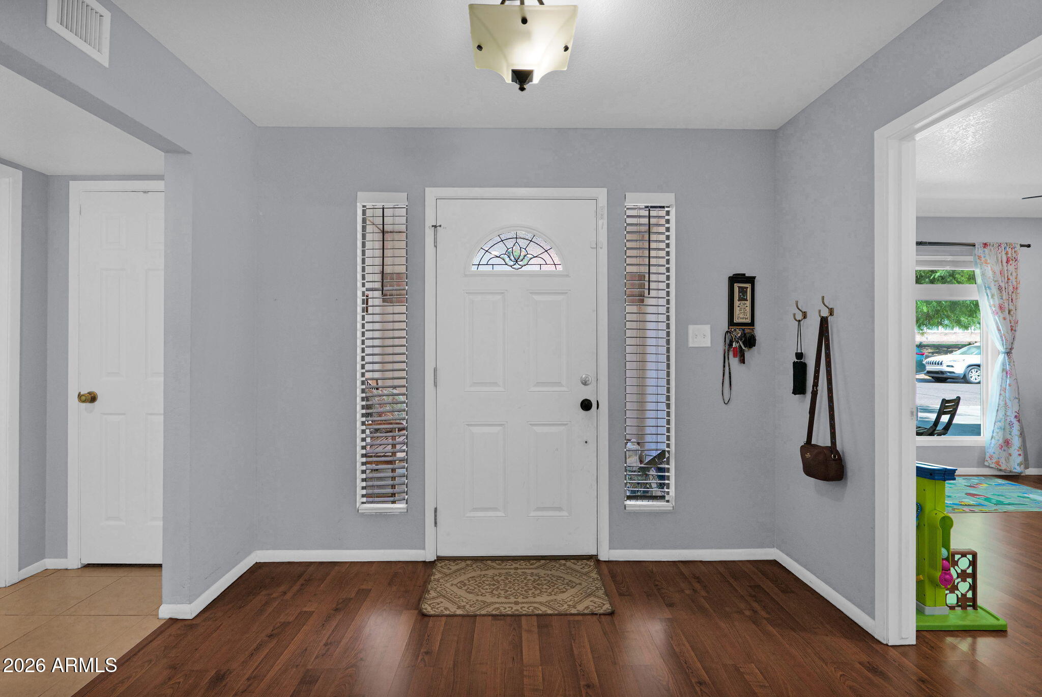 9040 N 14TH Place