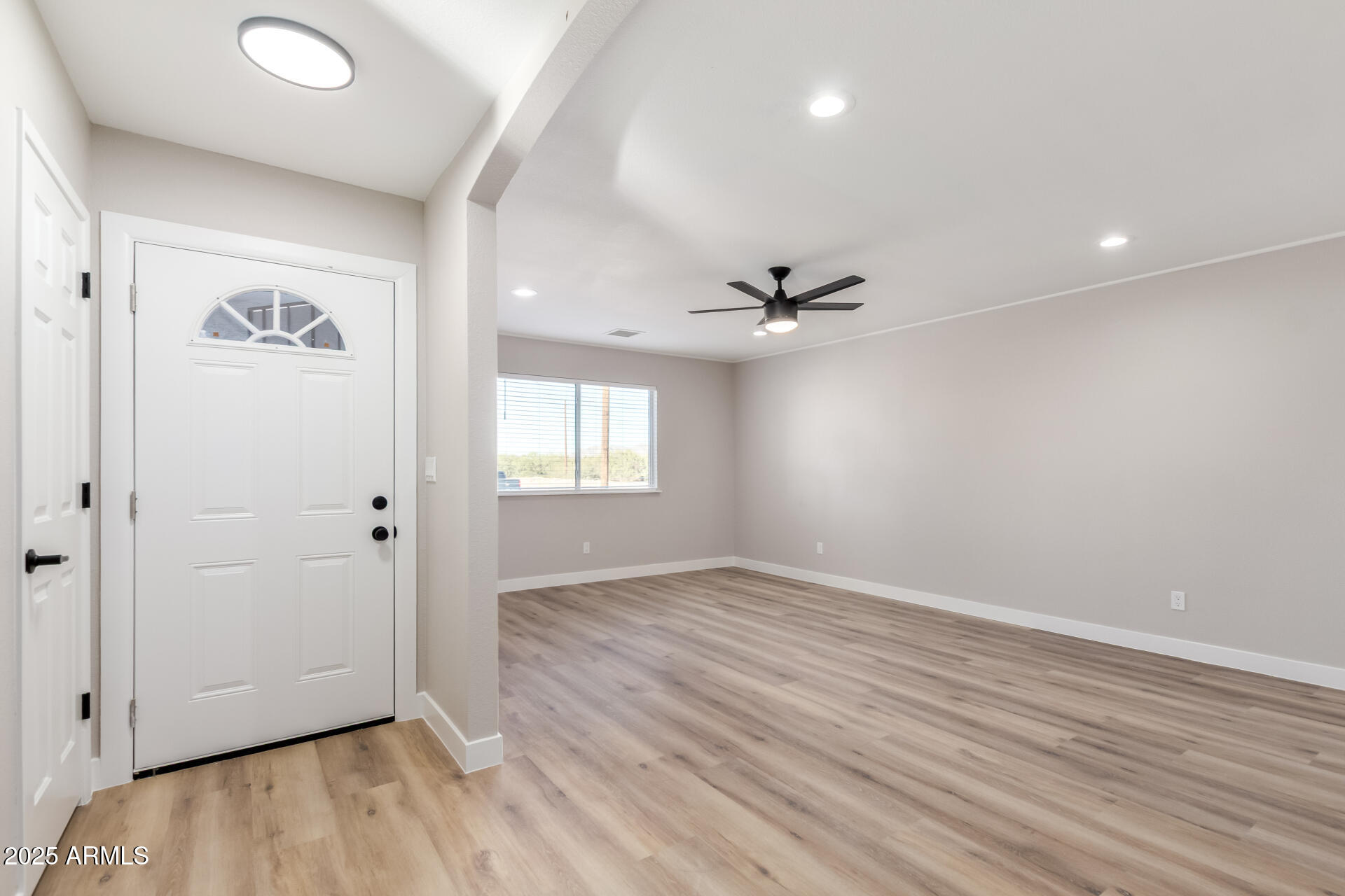 Homes for Sale in Queen Creek Arizona 2 1139 E YUCCA Street