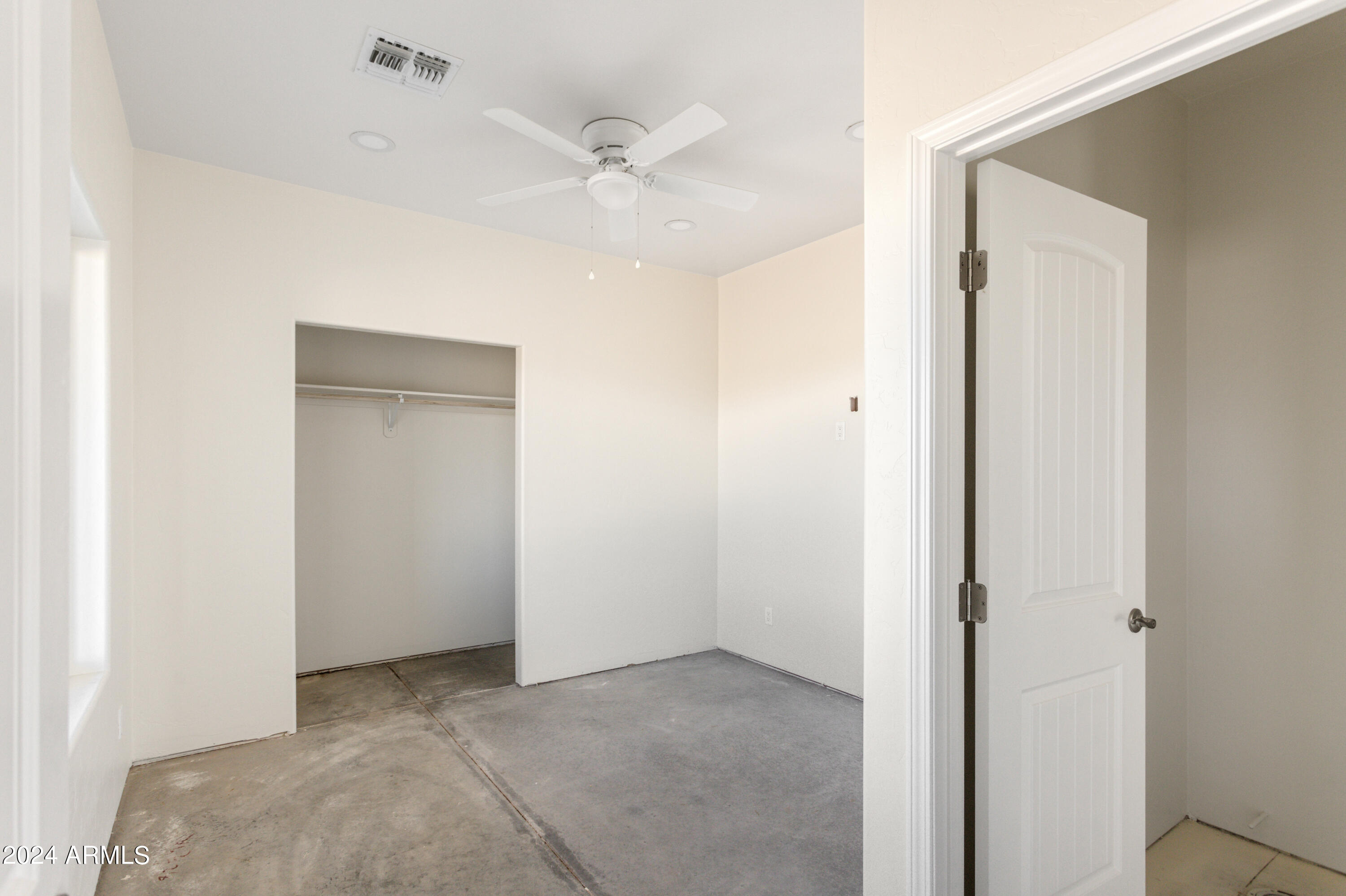 RANCHO ARIZONA - Residential