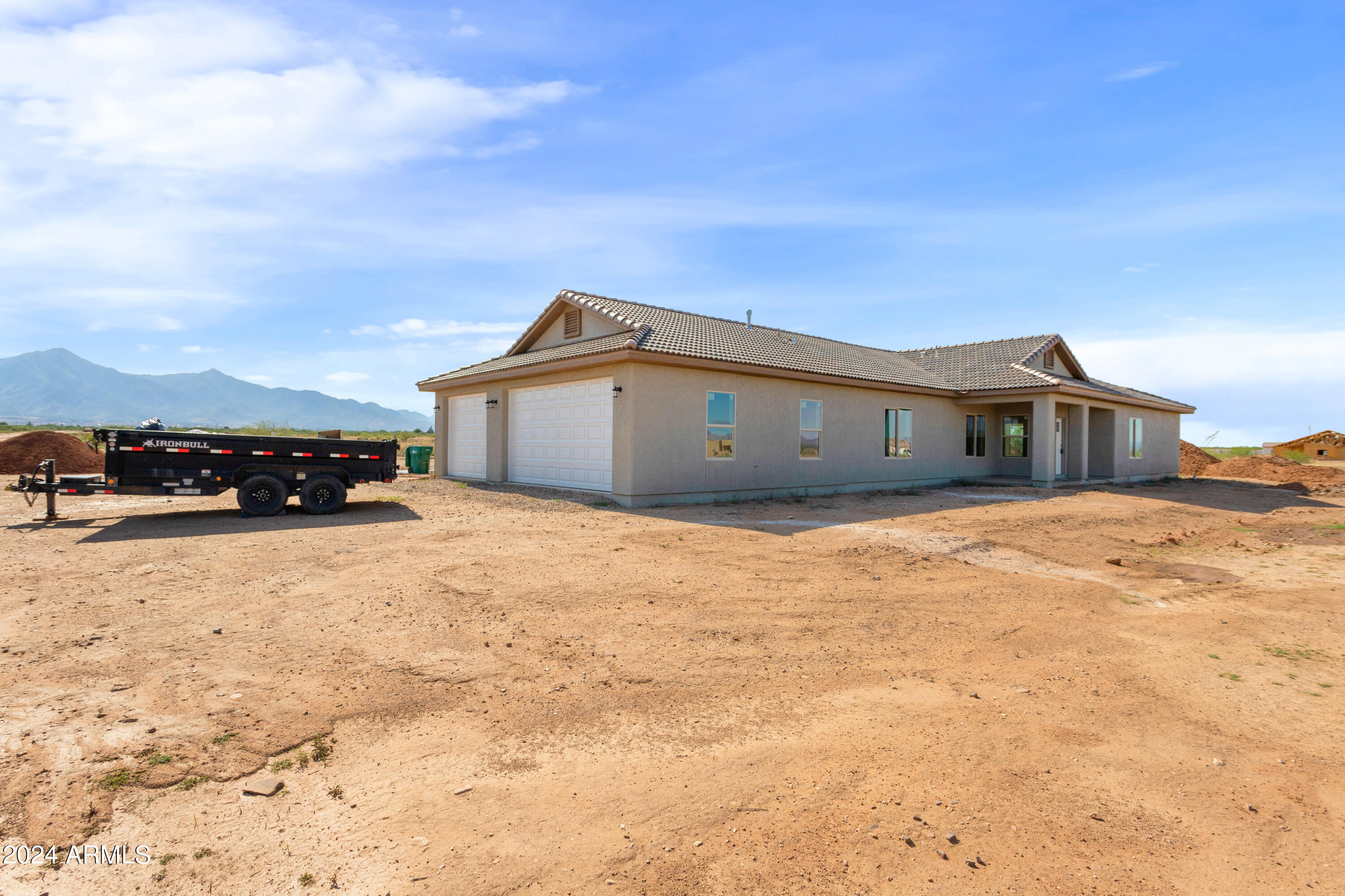 RANCHO ARIZONA - Residential