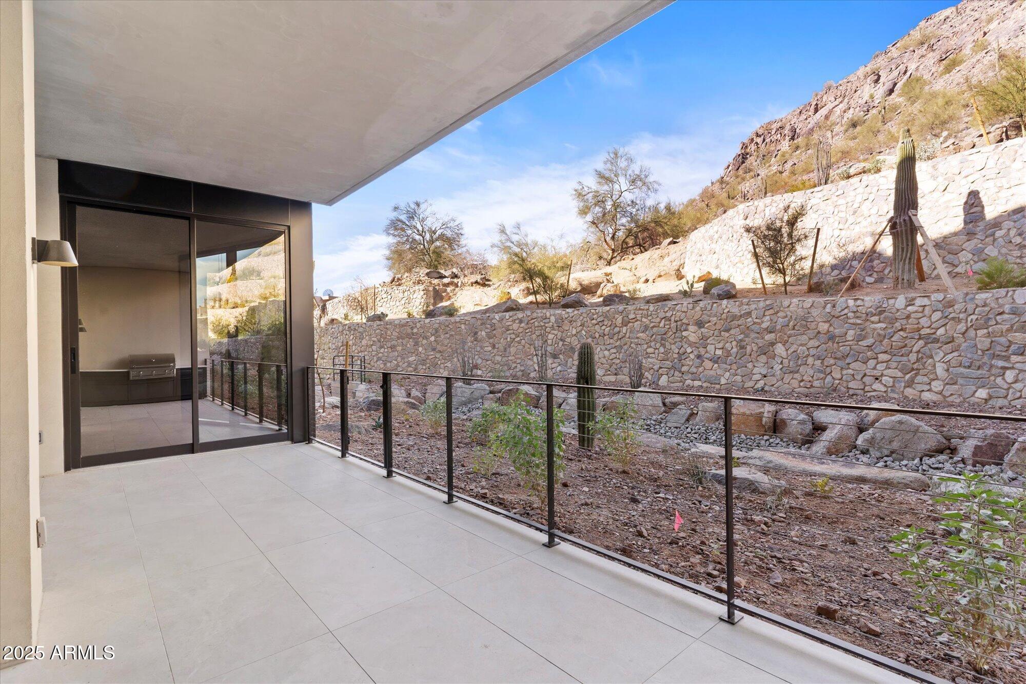 ASCENT AT THE PHOENICIAN MOUNTAINSIDE CONDOMINIUMS - Residential