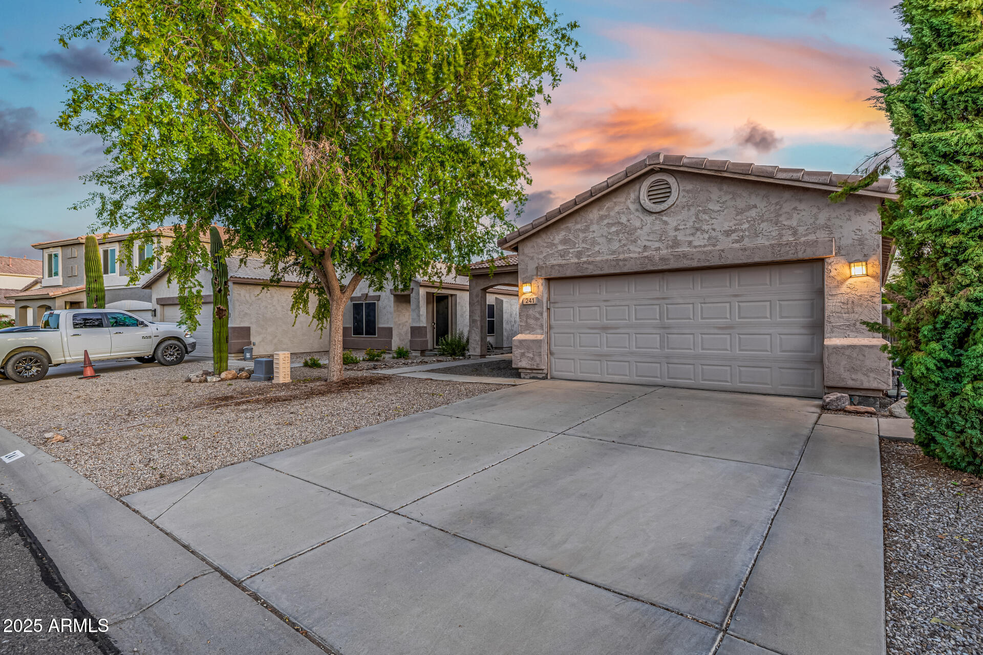 241 E MOUNTAIN VIEW Road