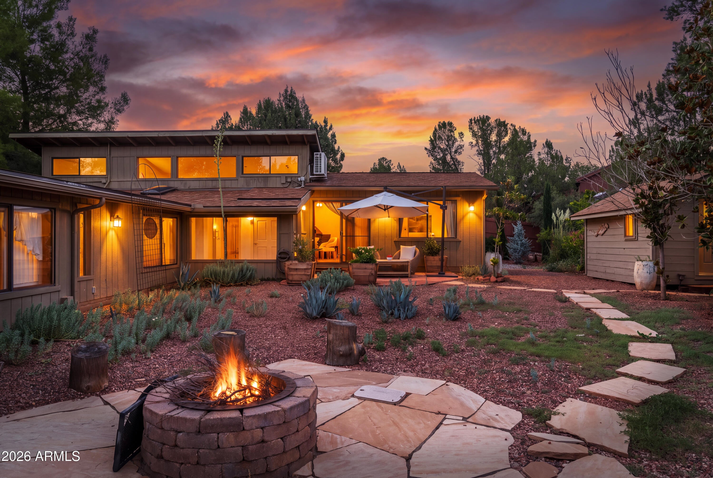 2030 Red Rock Loop Road