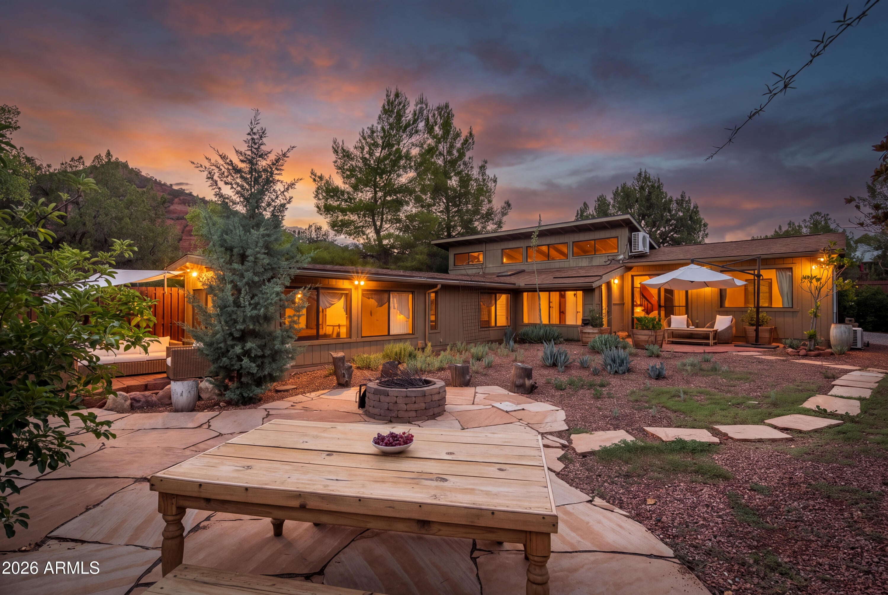 2030 Red Rock Loop Road