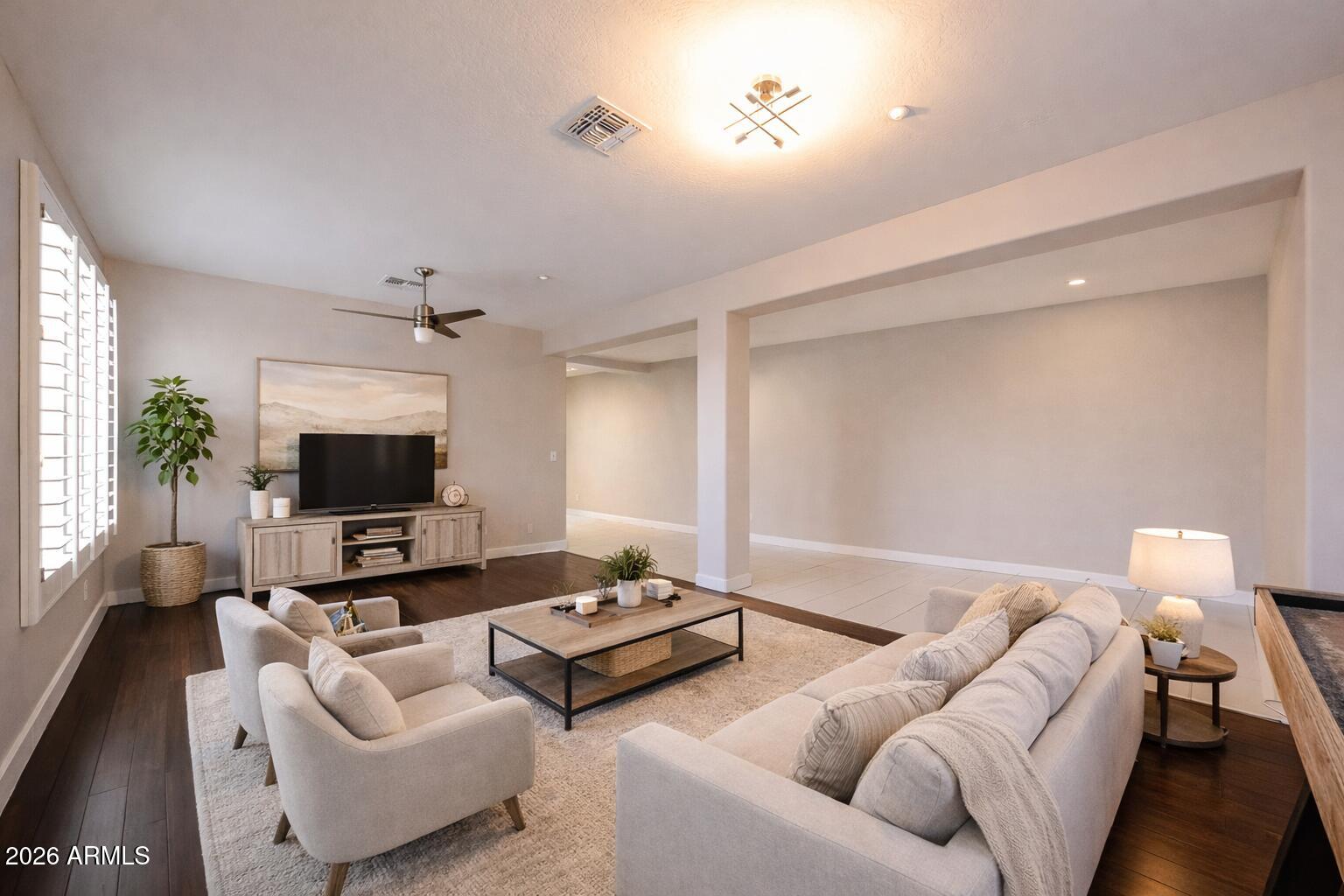 1705 W TURTLE HILL Drive