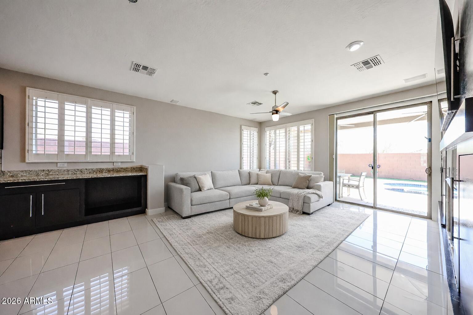 1705 W TURTLE HILL Drive