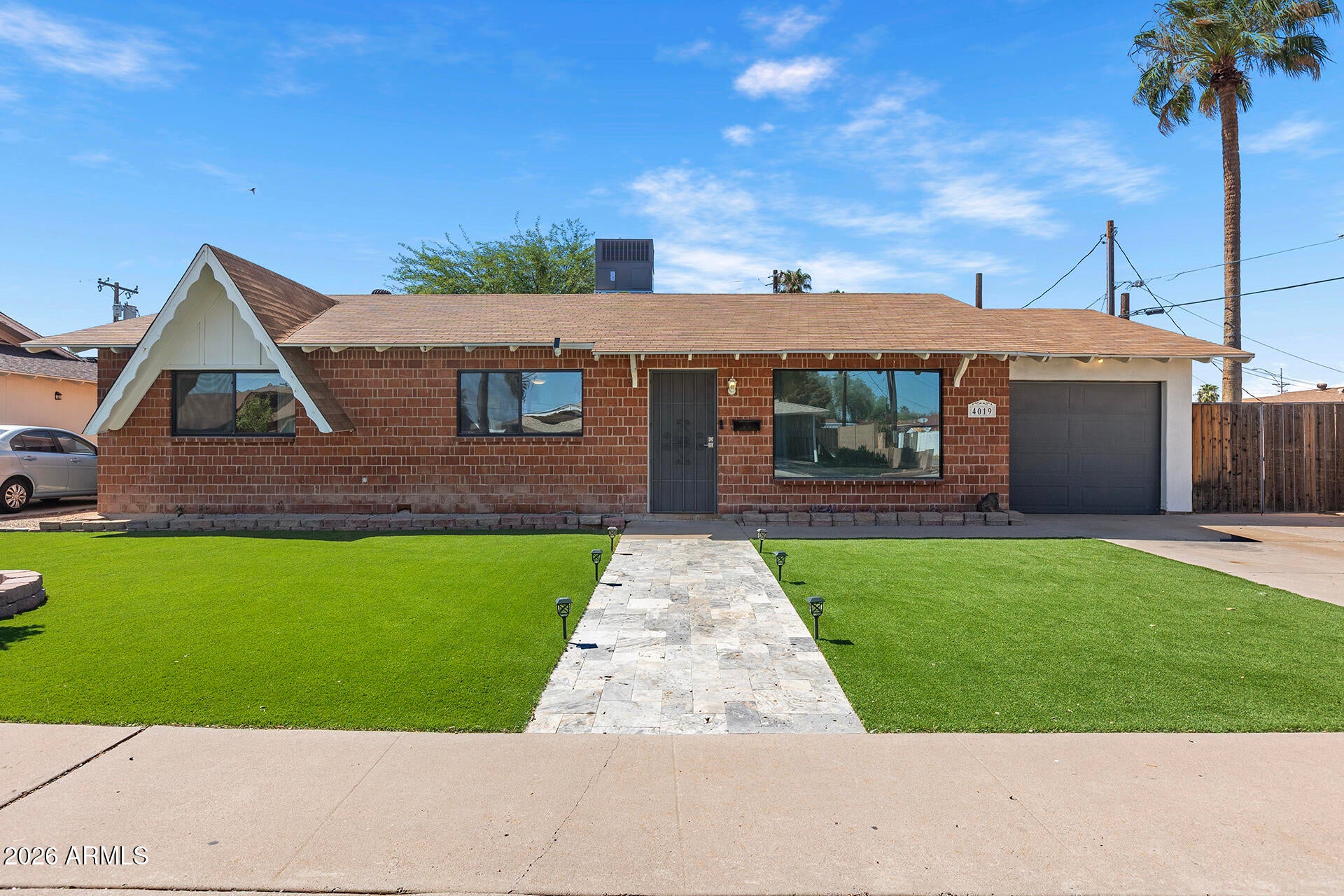 4019 W CITRUS Way