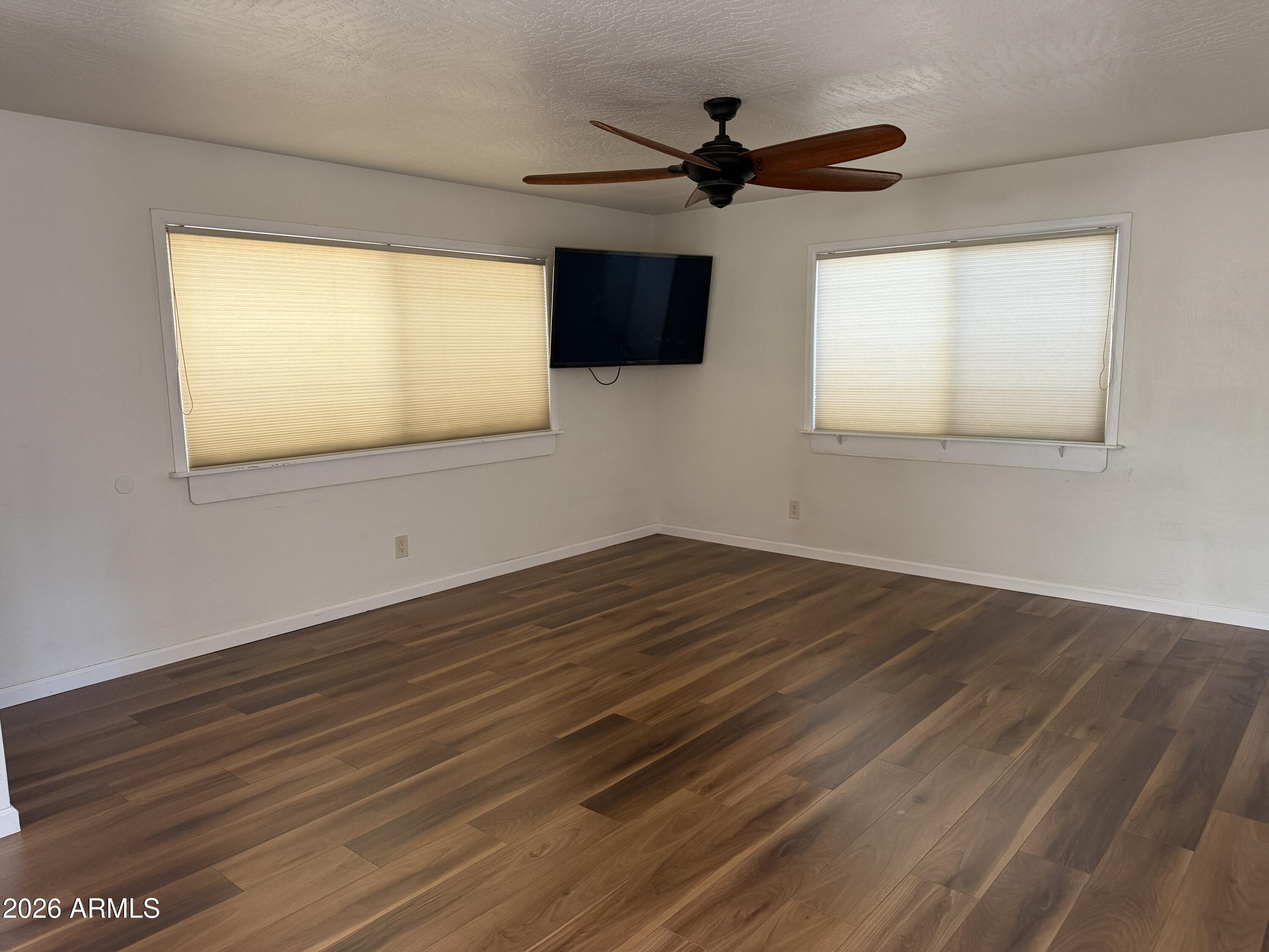 1723 E CYPRUS Street