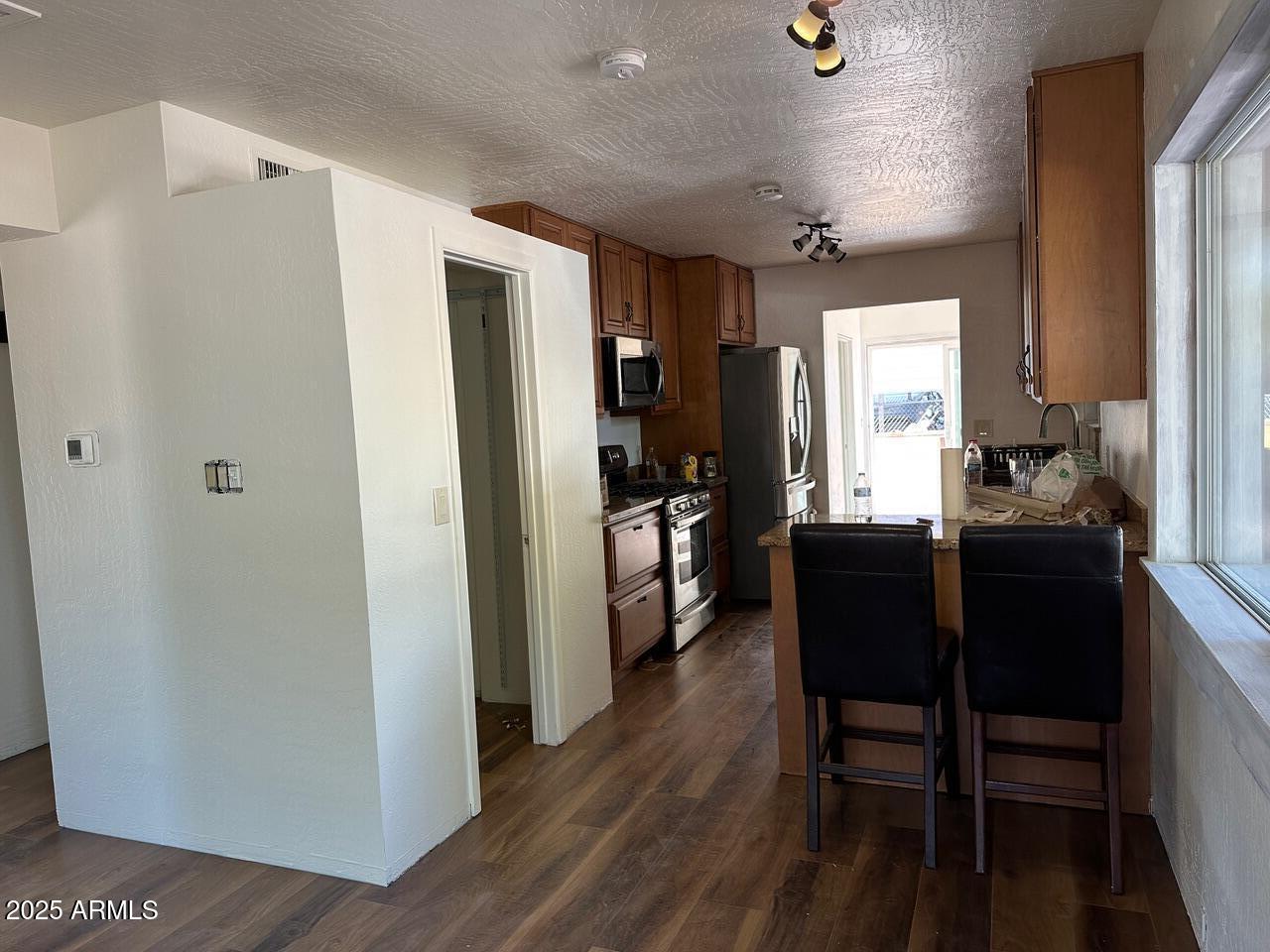 1723 E CYPRUS Street