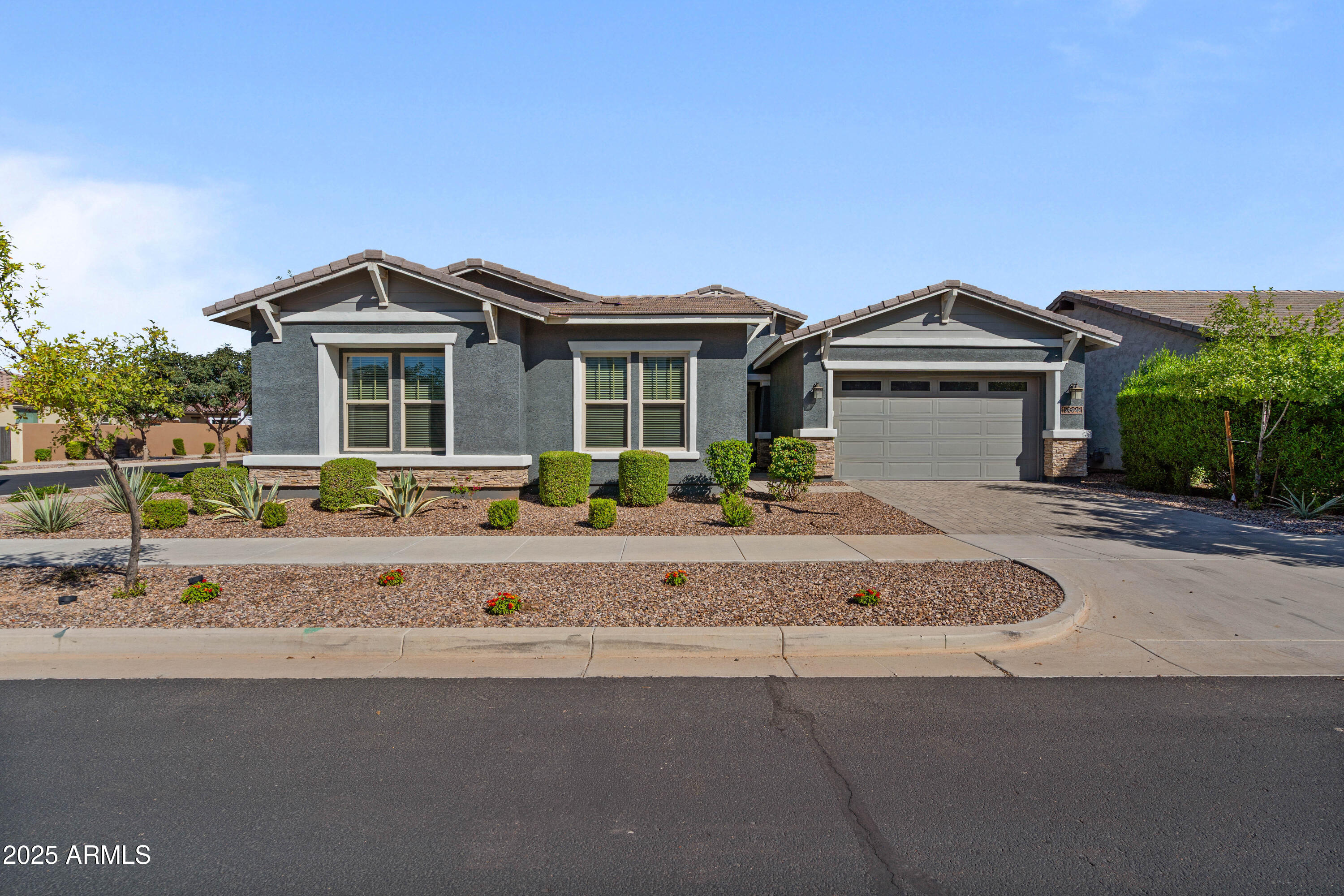 10322 E TOPAZ Avenue