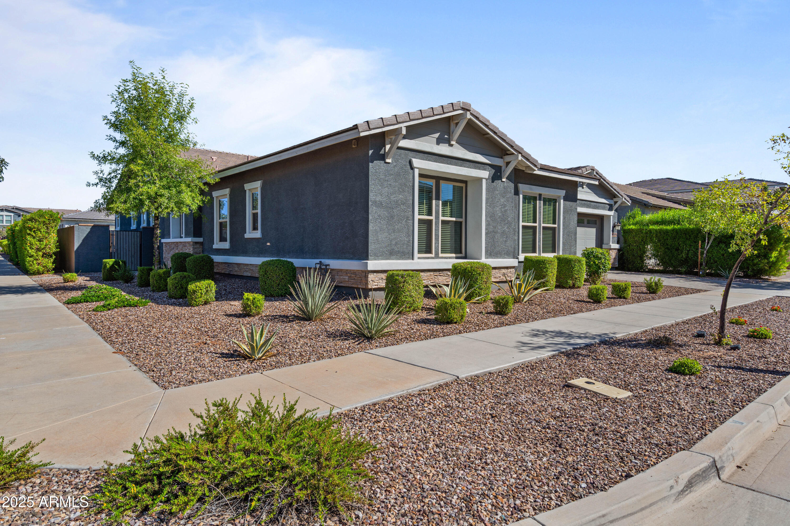 10322 E TOPAZ Avenue