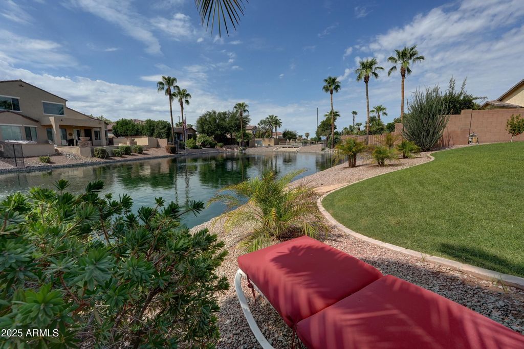 Photo of 723 E Las Colinas Place, Chandler, AZ 85249 (MLS # 6917682)