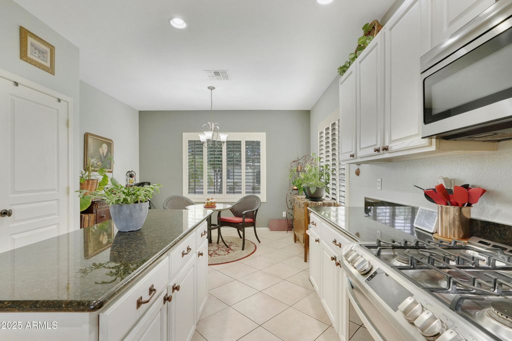 Photo of 723 E Las Colinas Place, Chandler, AZ 85249 (MLS # 6917682)