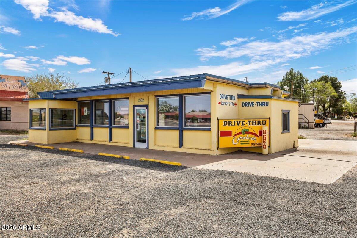 MESA BONITA - Commercial Sale