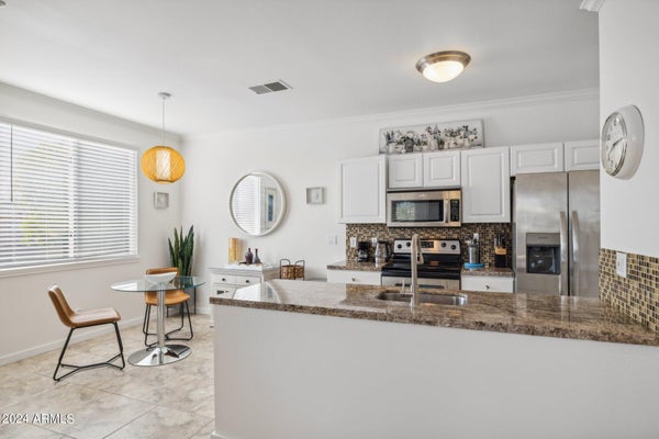 7009 E ACOMA DR UNIT 2065, SCOTTSDALE, AZ 85254 - Image c0ff241722c52344eea72a9fc25fbe4a/1759924799