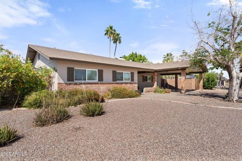 2902 E CORRINE Drive Phoenix AZ 85032