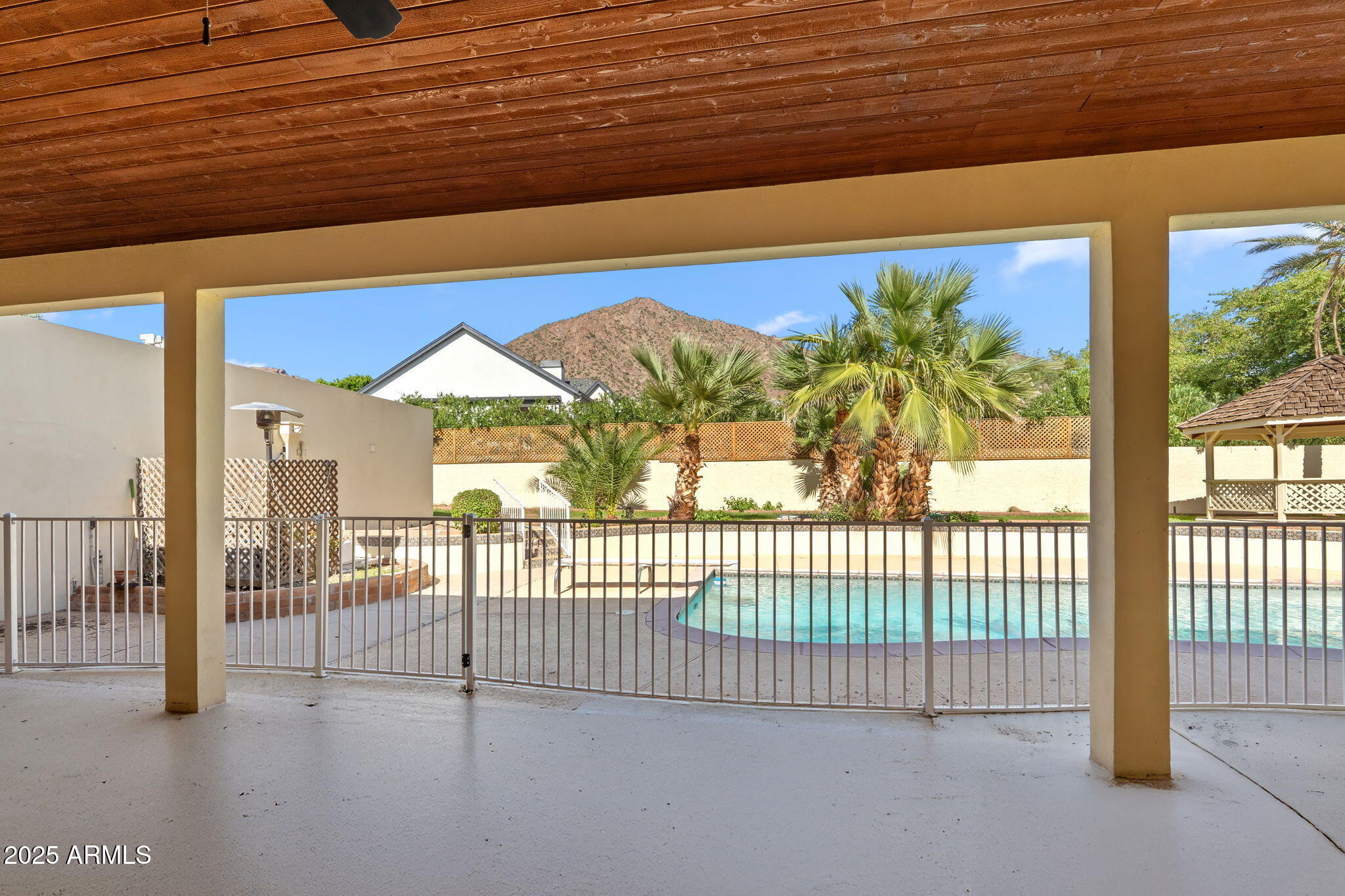 Phoenix, Arizona 85018, United States, 4 Bedrooms Bedrooms, ,5 BathroomsBathrooms,Residential,Active,229966
