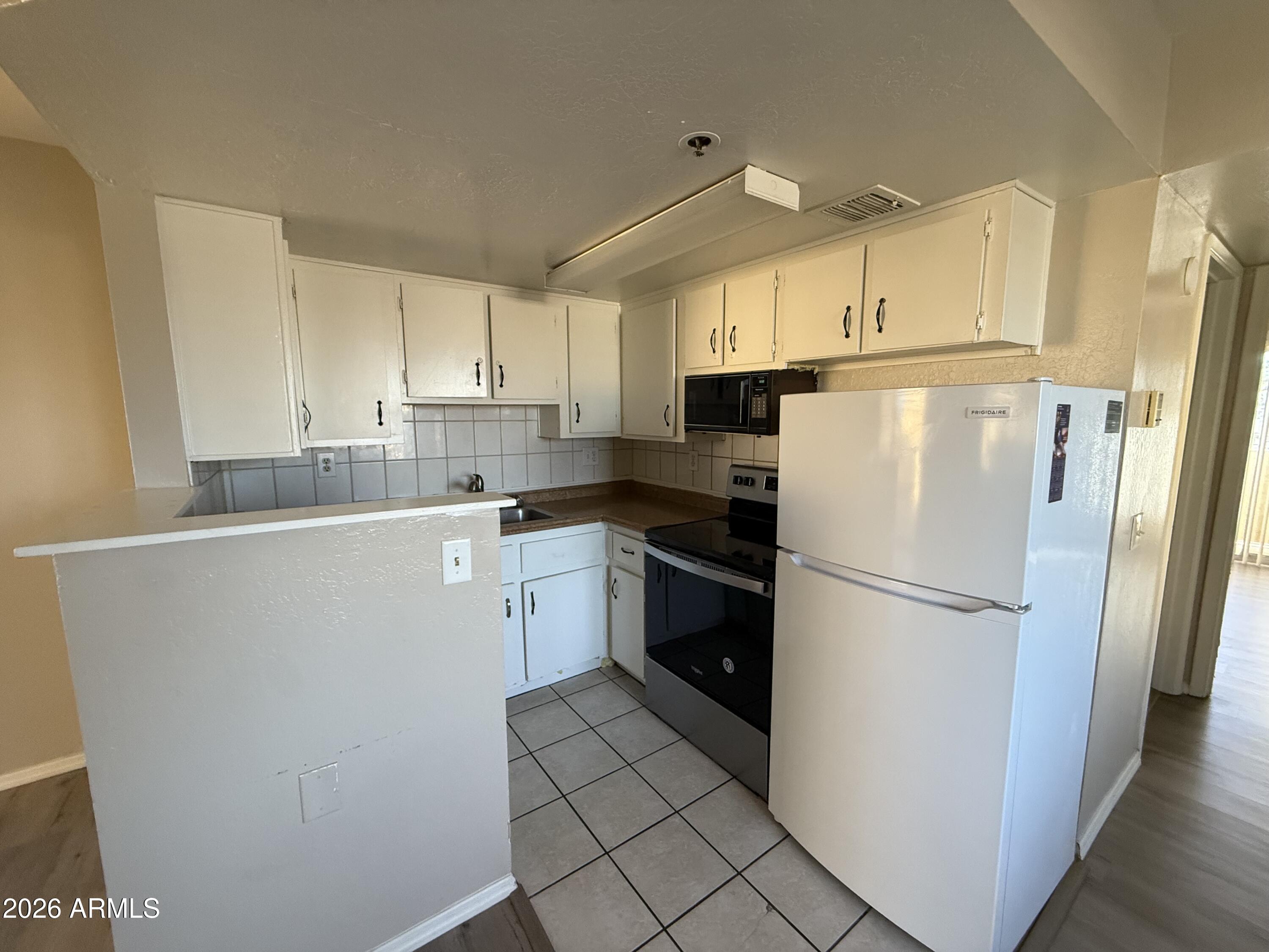 12221 W bell Road 356