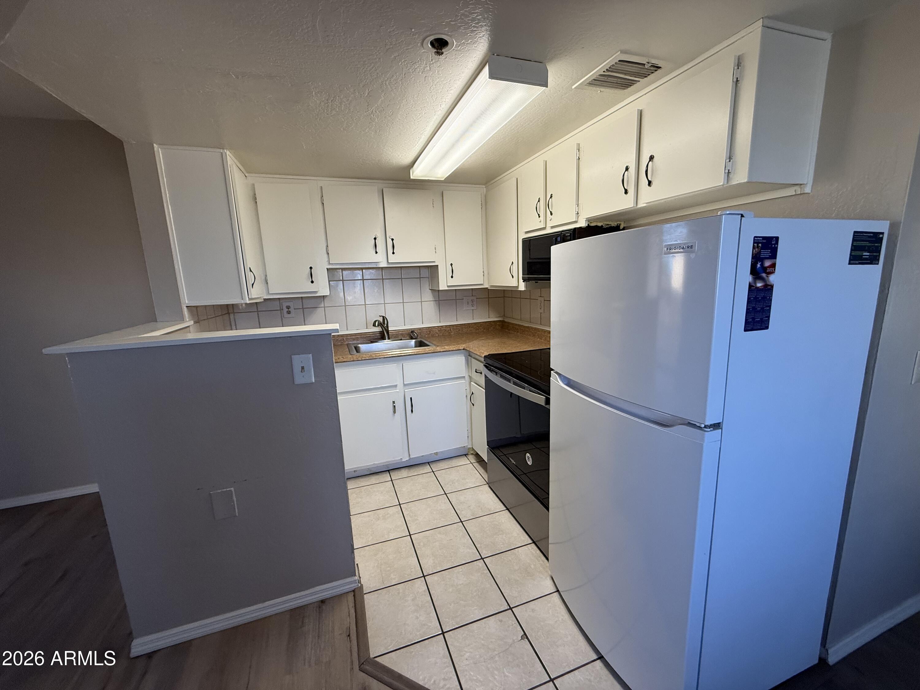 12221 W bell Road 356