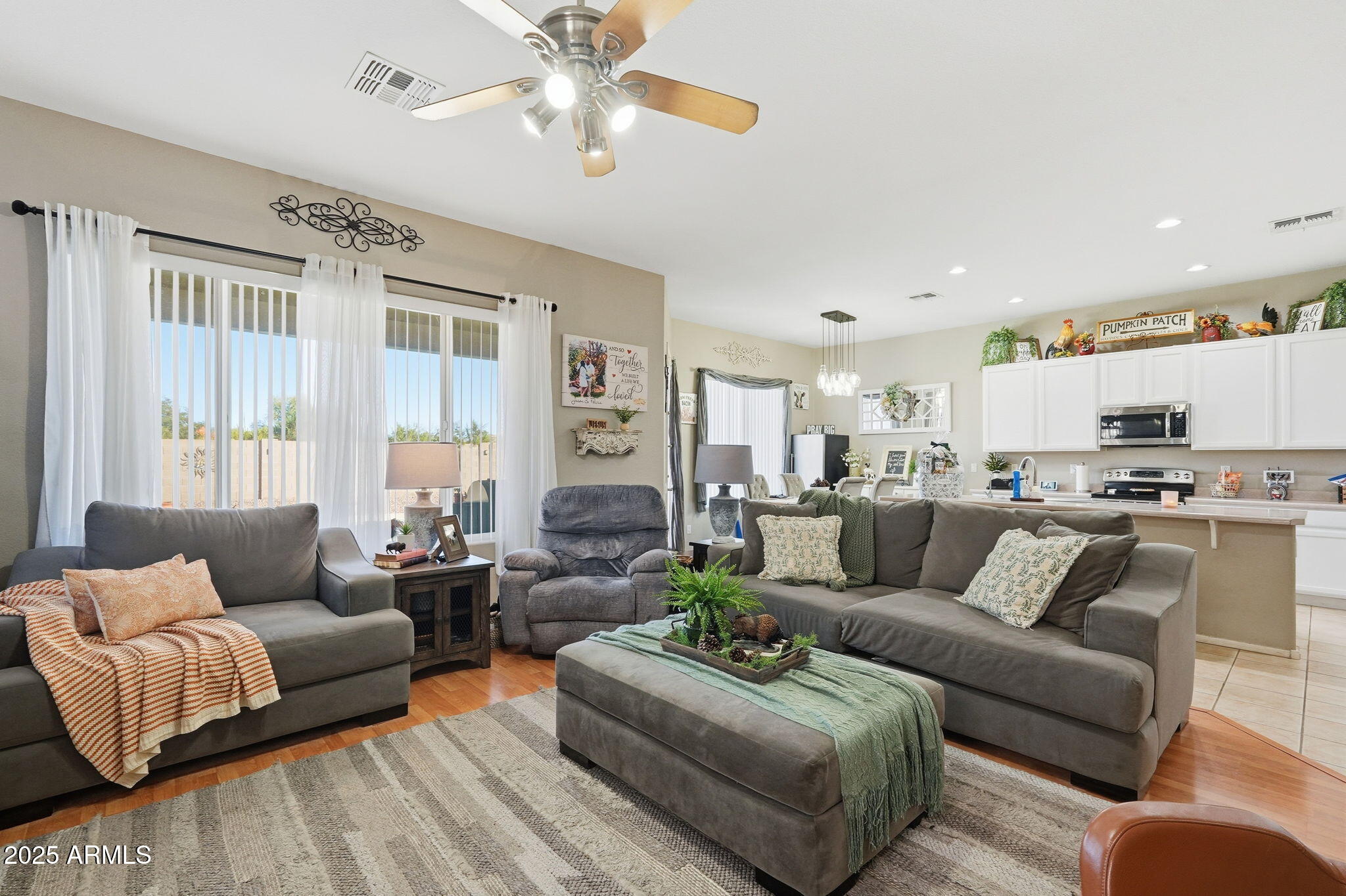 8177 S BULL DOG Court