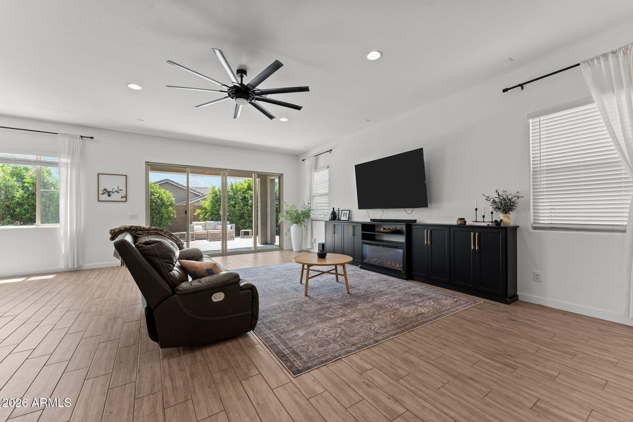 18951 W SHAW BUTTE Drive