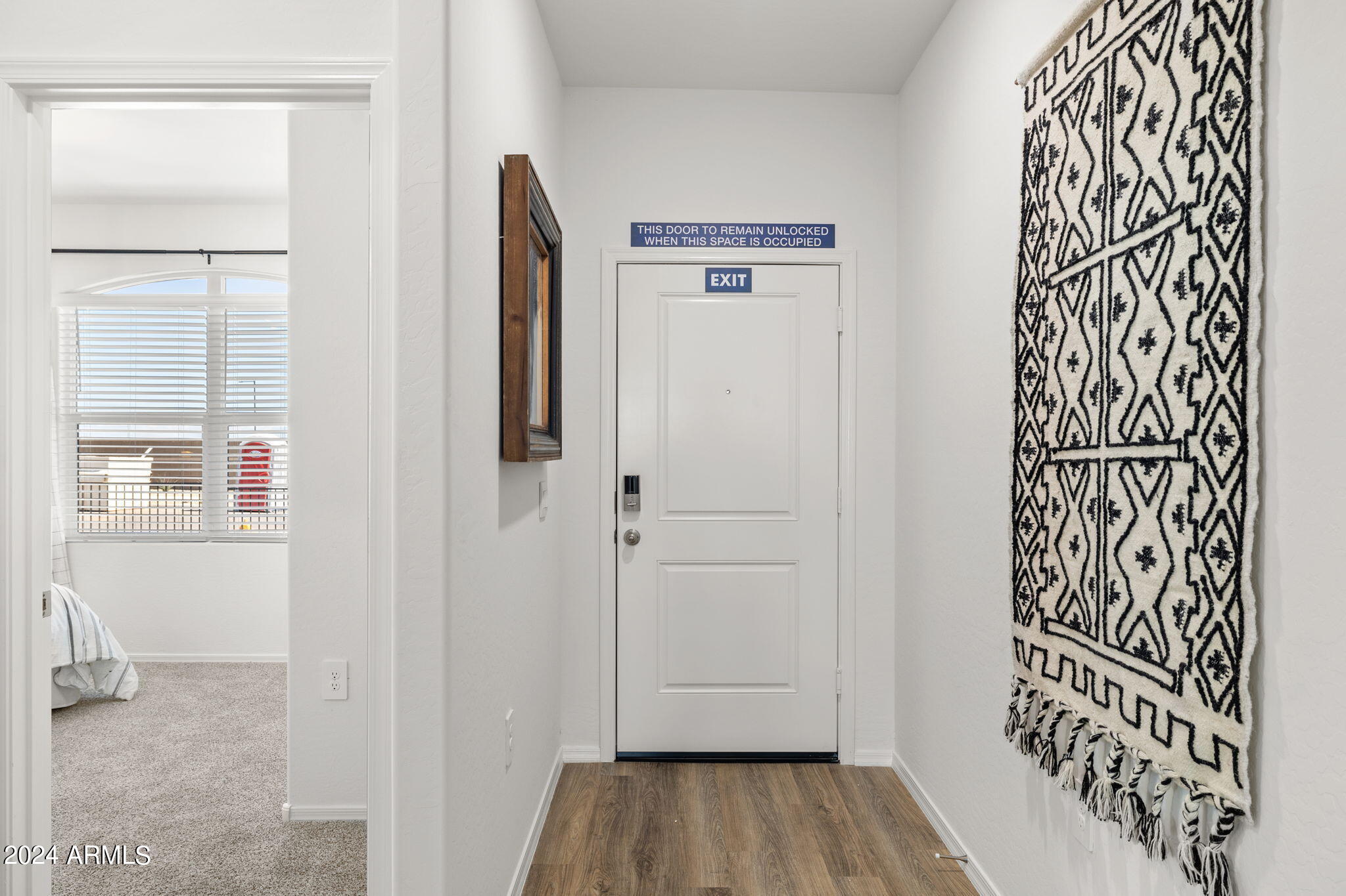 18356 W GRAY FOX Trail