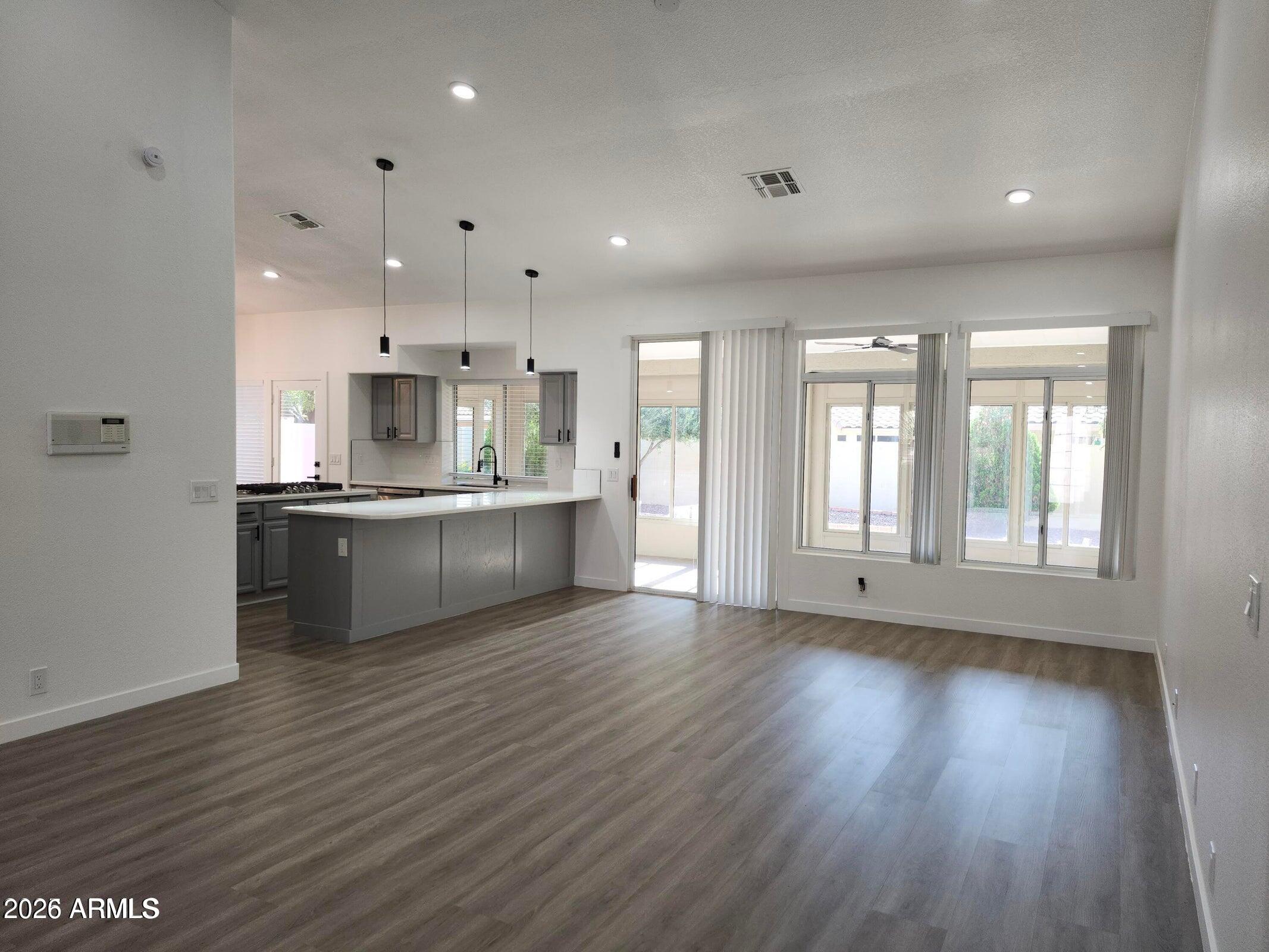 8449 W ROCKWOOD Drive