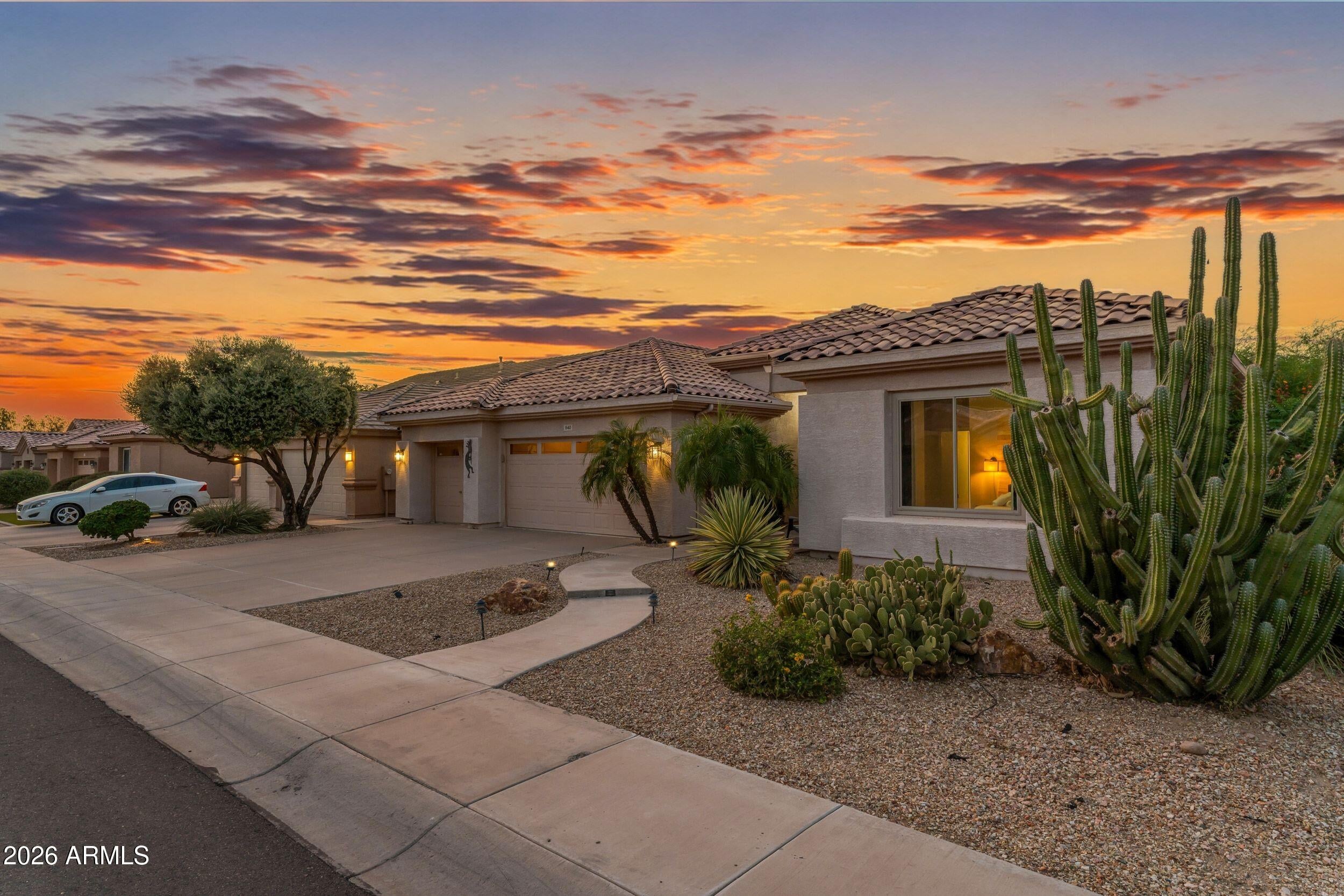840 W CHERRYWOOD Drive