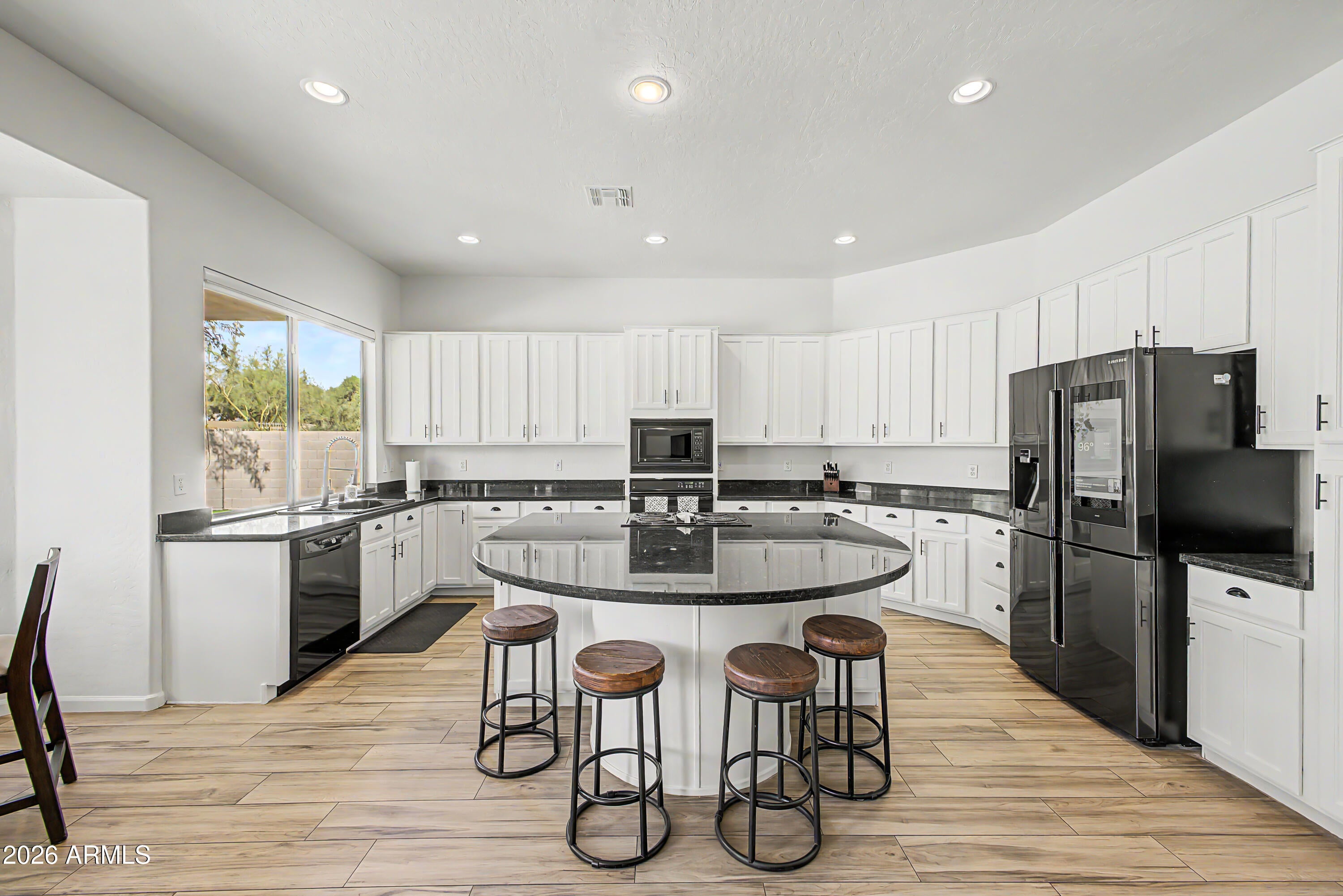 5504 E VIA MONTOYA Drive