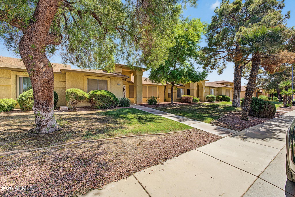 Photo of 18427 N 136th Avenue, Sun City West, AZ 85375 (MLS # 7085924)