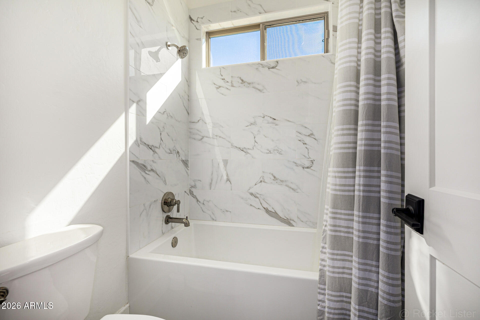 ARBOLEDA UNIT 2 - Residential