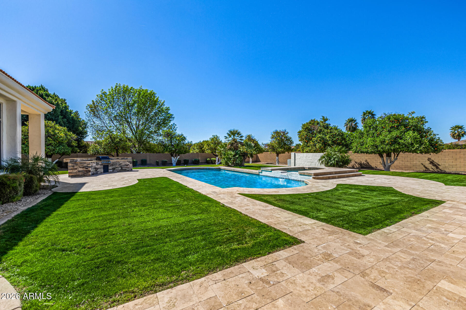 ARBOLEDA UNIT 2 - Residential