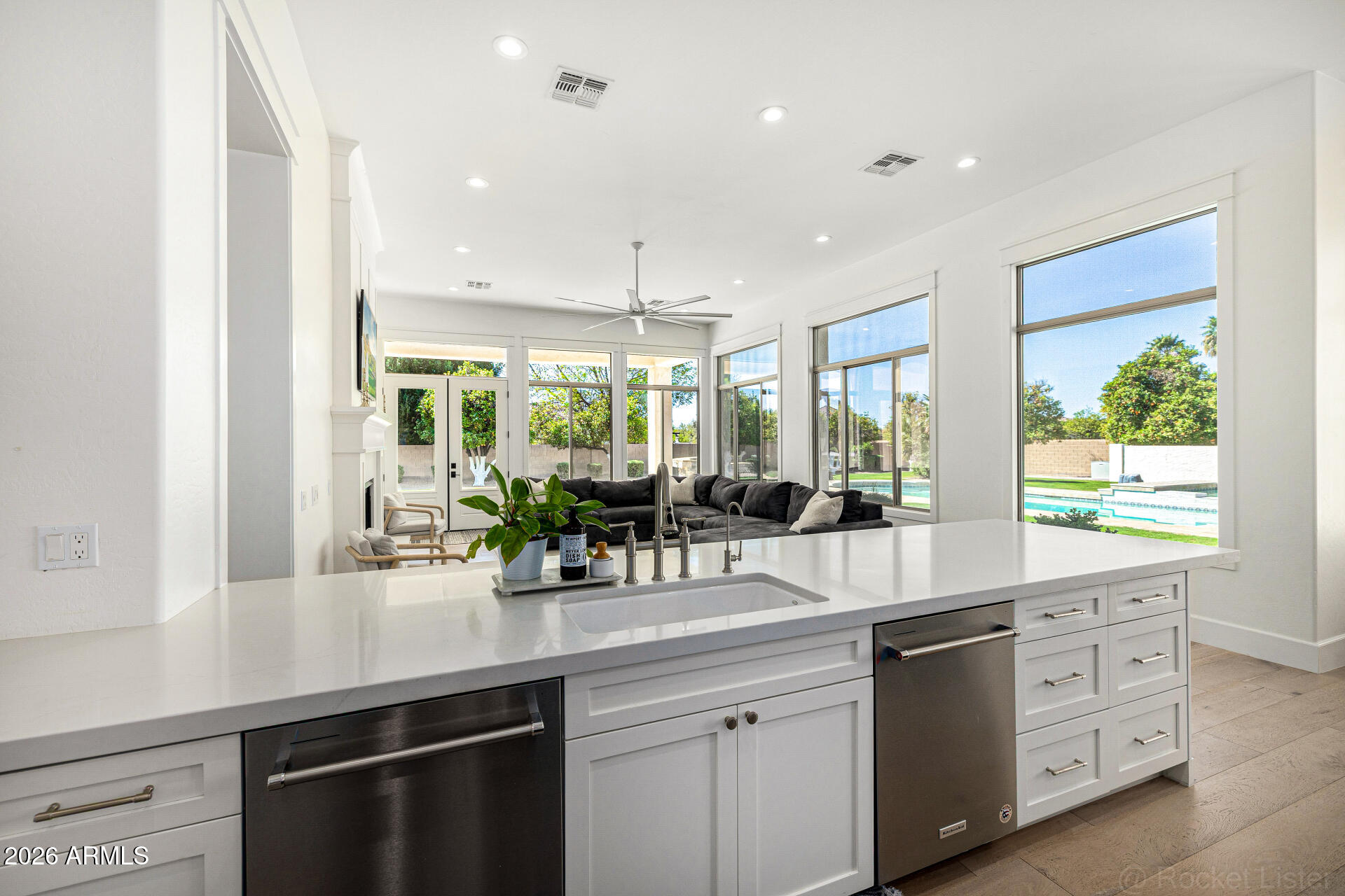 ARBOLEDA UNIT 2 - Residential