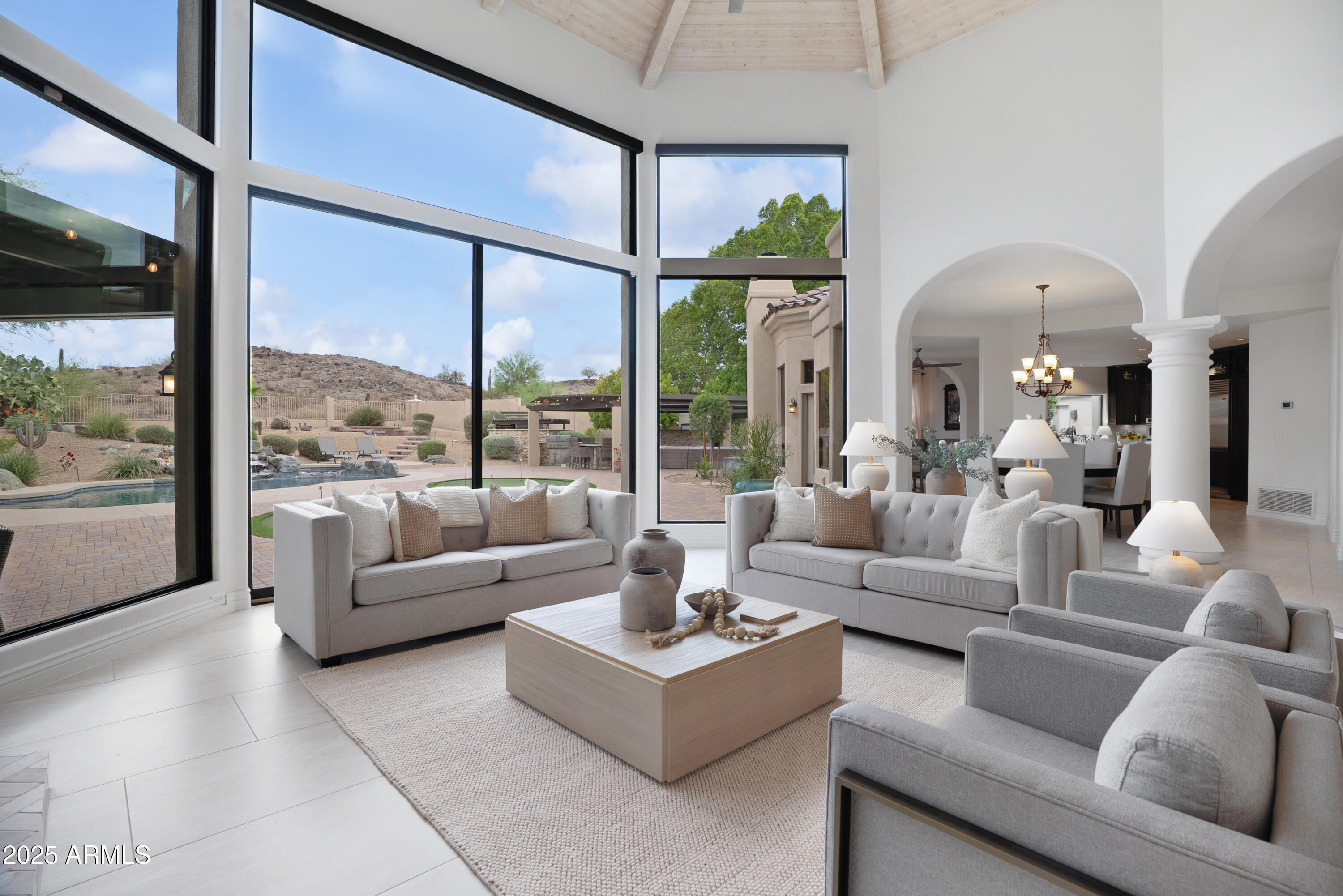 3621 E COCONINO Place