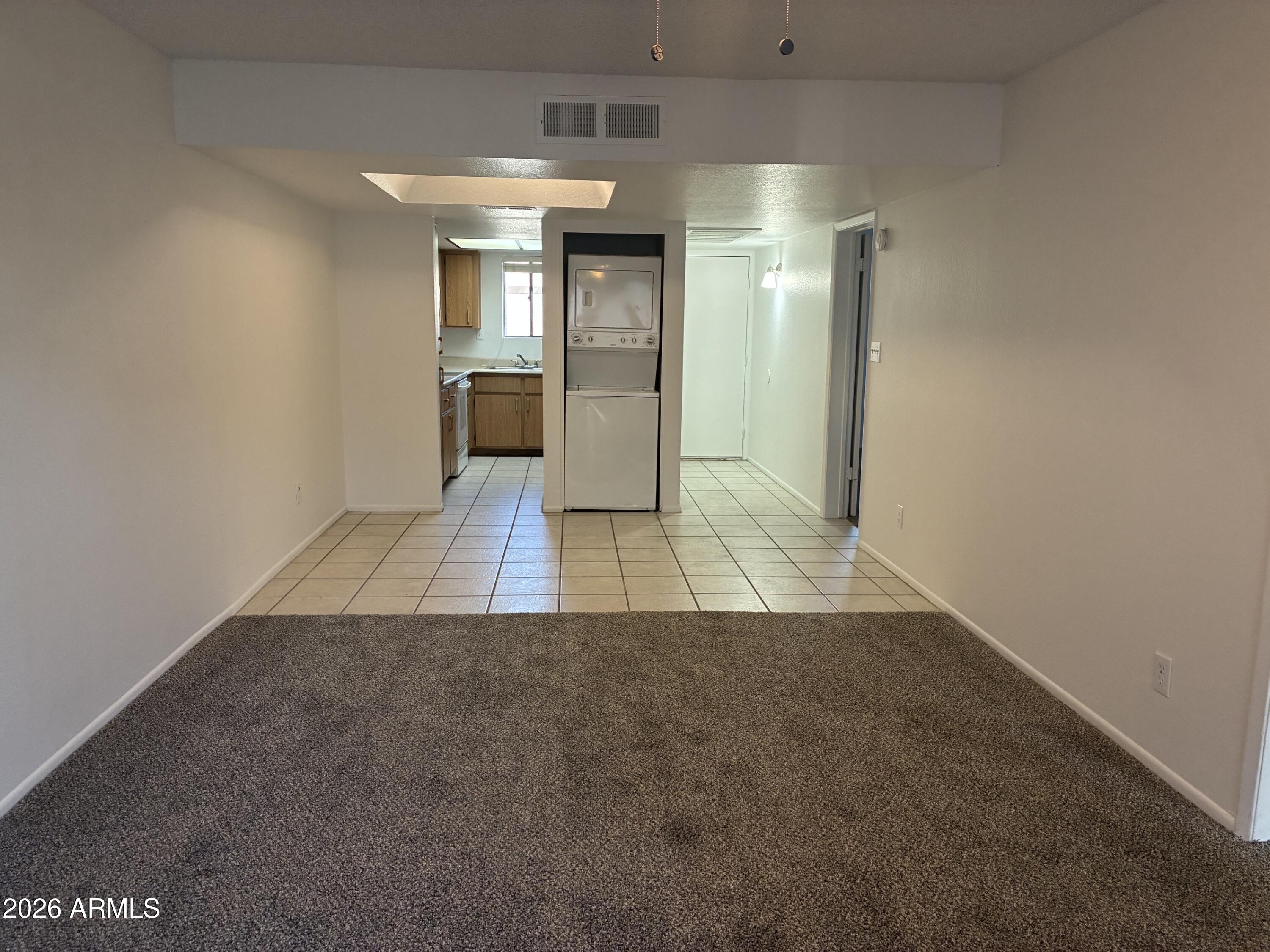 1215 E Lemon Street Apt 127