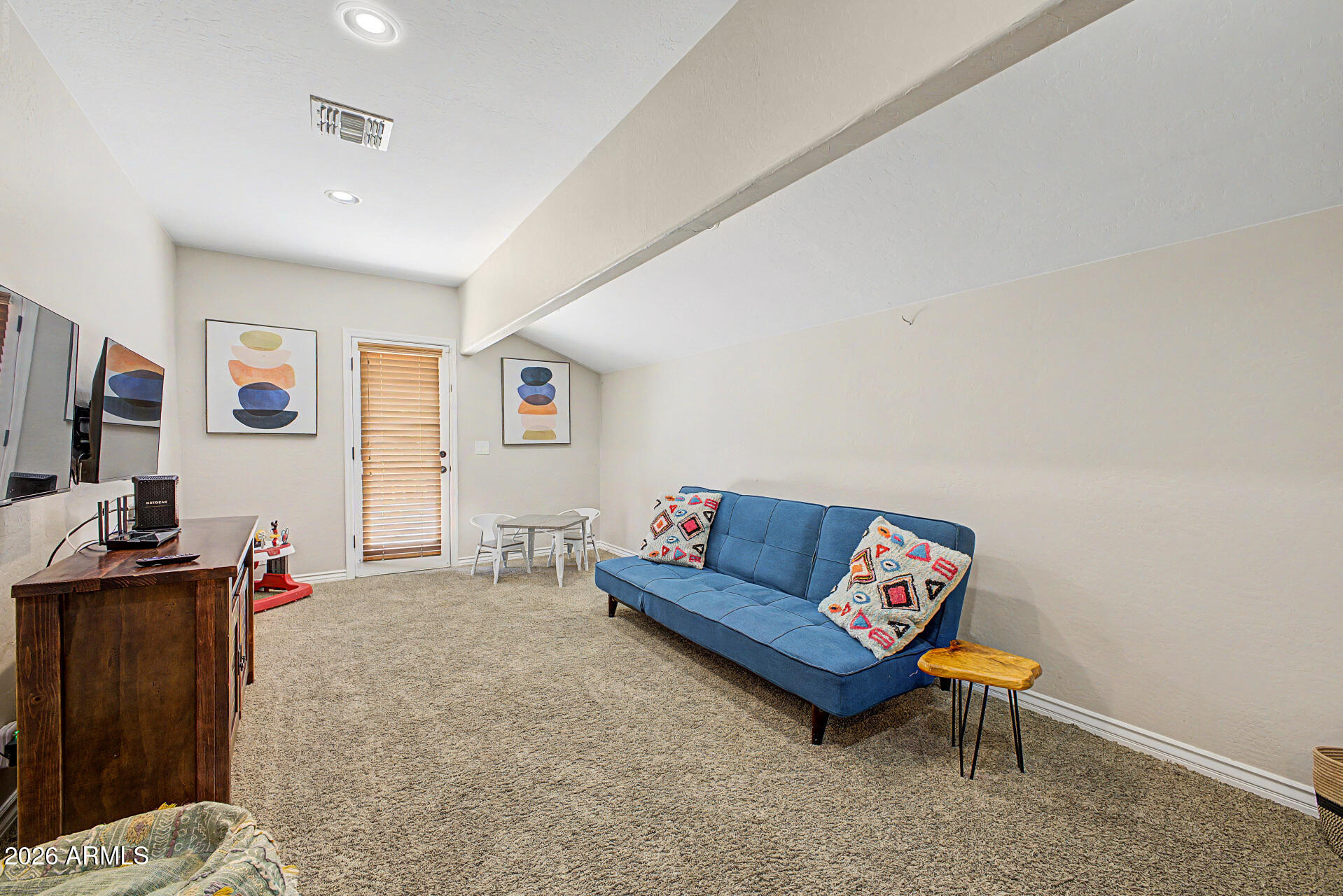 HIGHLAND POINT - Residential