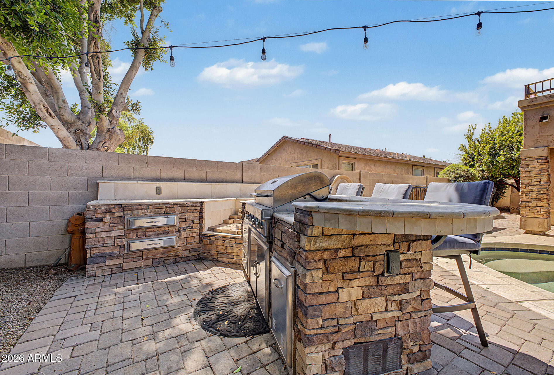 HIGHLAND POINT - Residential