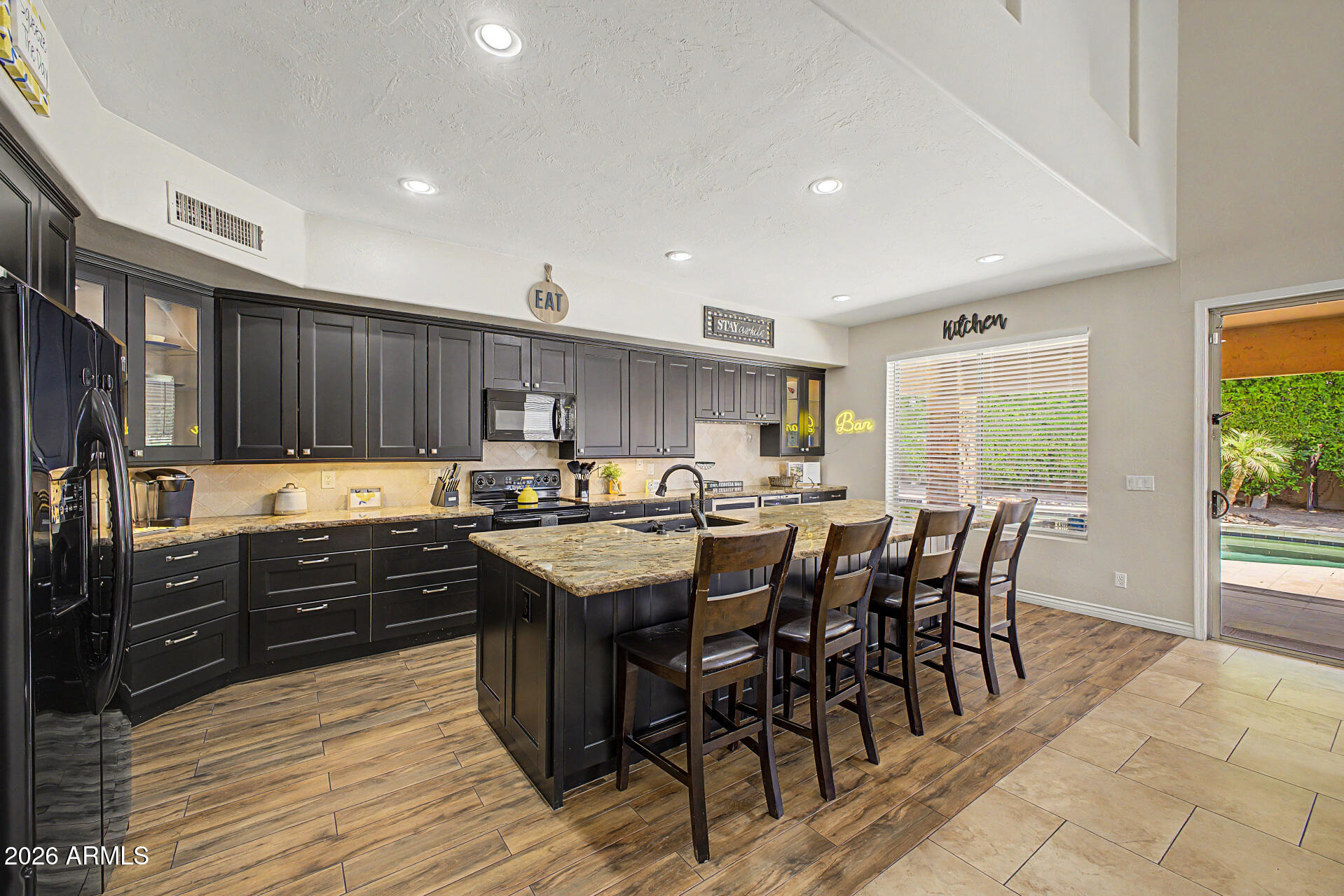 HIGHLAND POINT - Residential