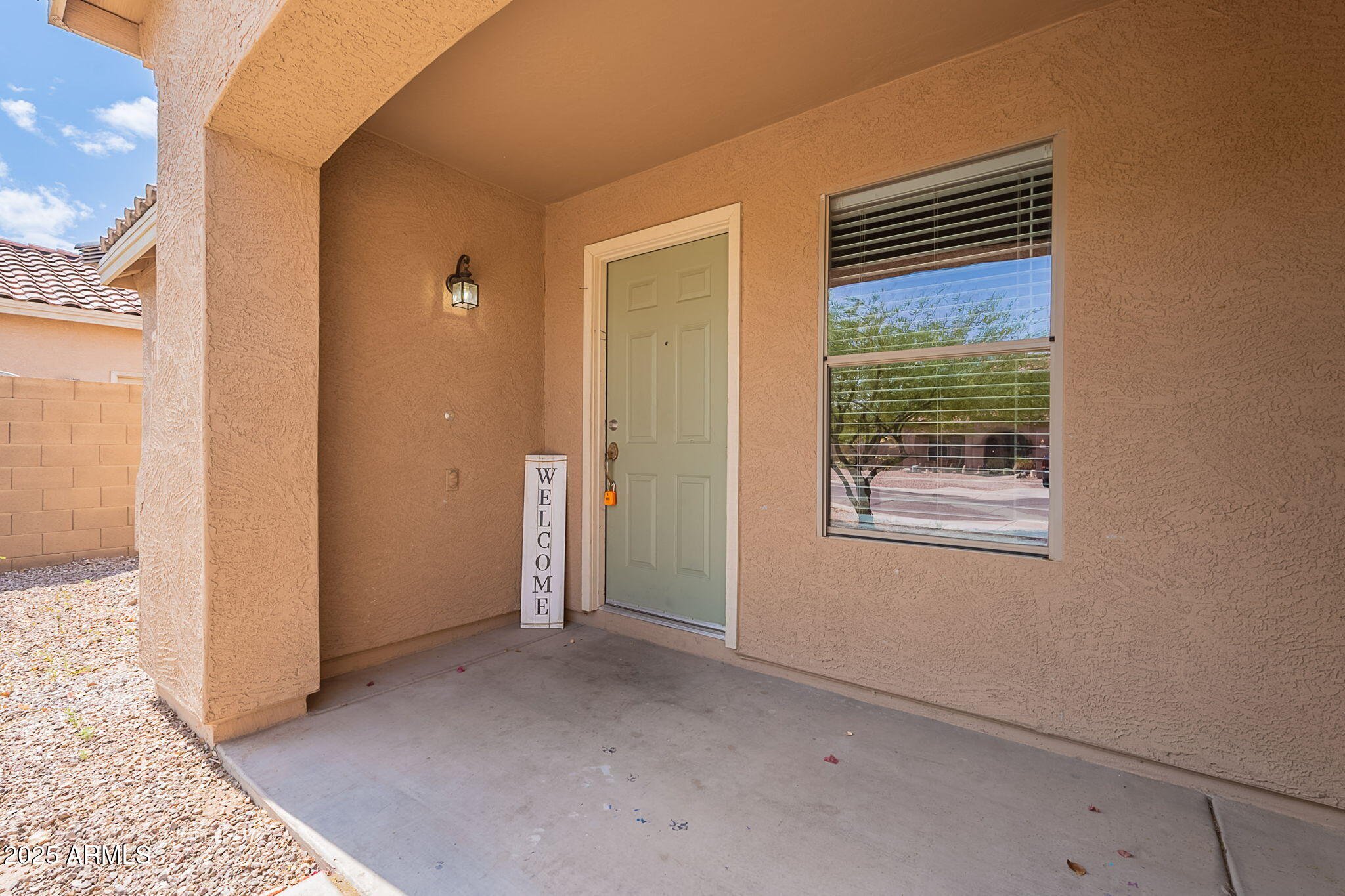 2745 W SUNSHINE BUTTE Drive