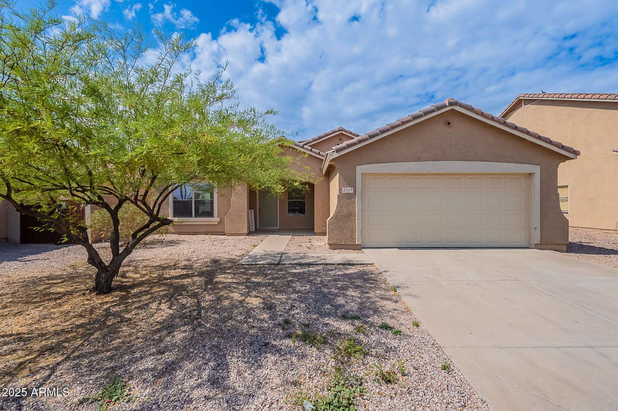 2745 W SUNSHINE BUTTE Drive