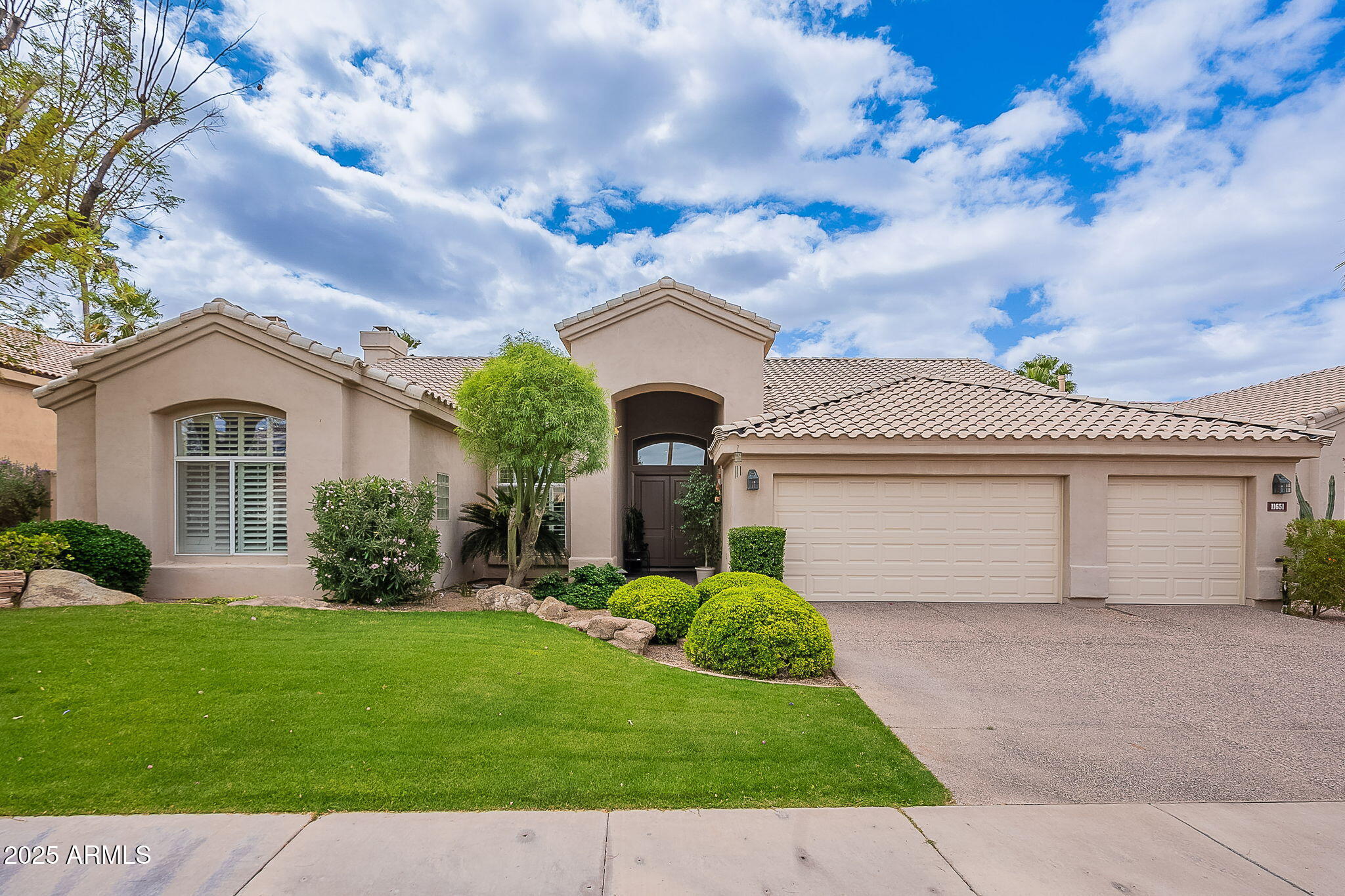 11651 E APPALOOSA Place
