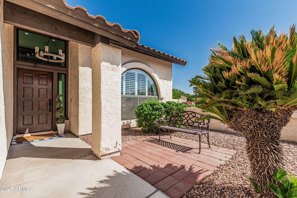 Photo of 401 E Barbara Drive, Tempe, AZ 85288 (MLS # 6887616)